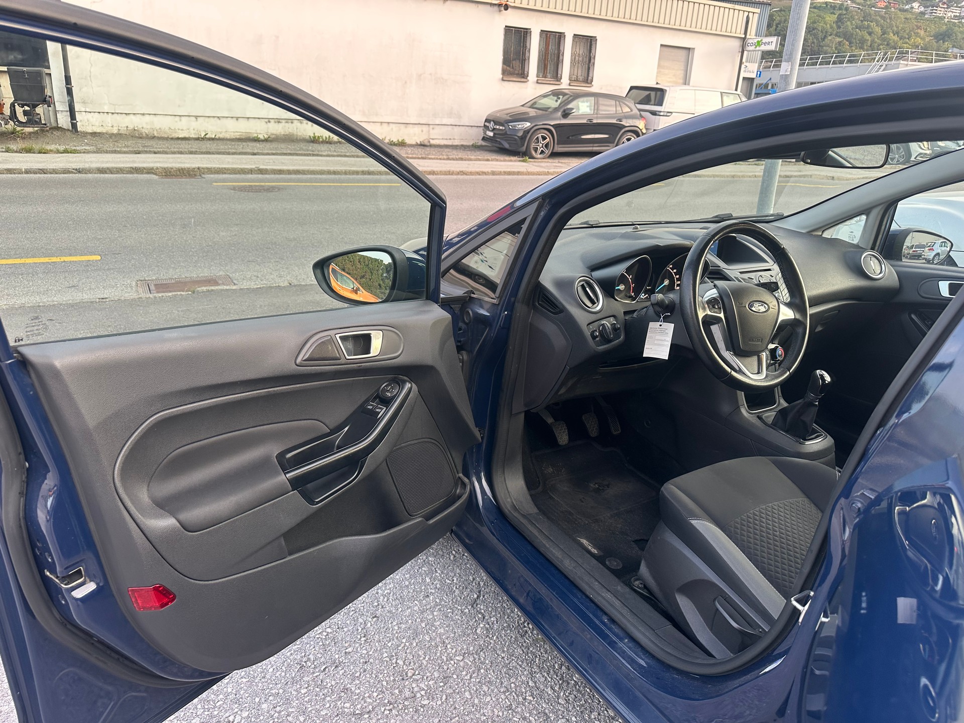 FORD Fiesta 1.0 SCTi Titanium-image-7