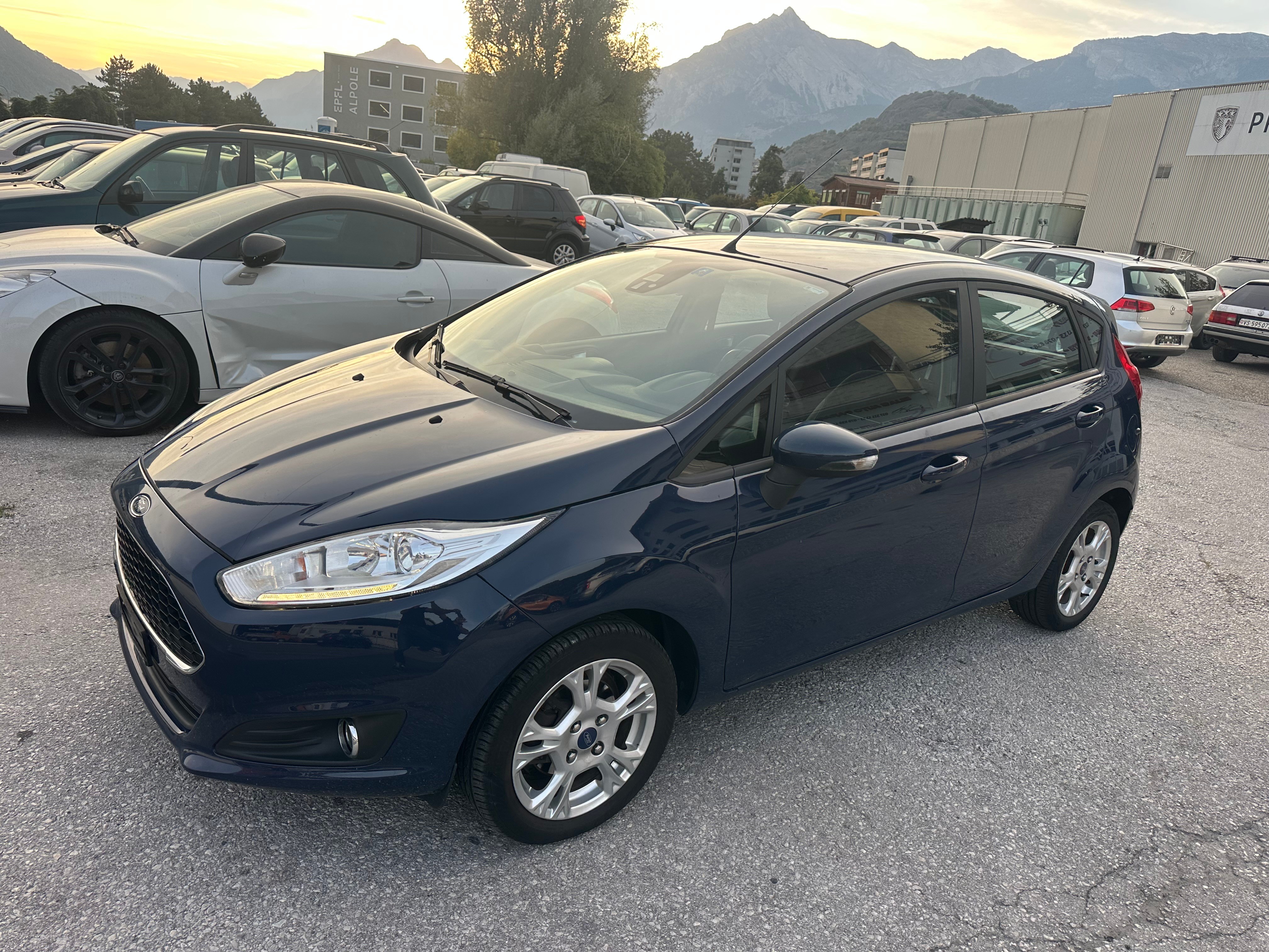 Car photo