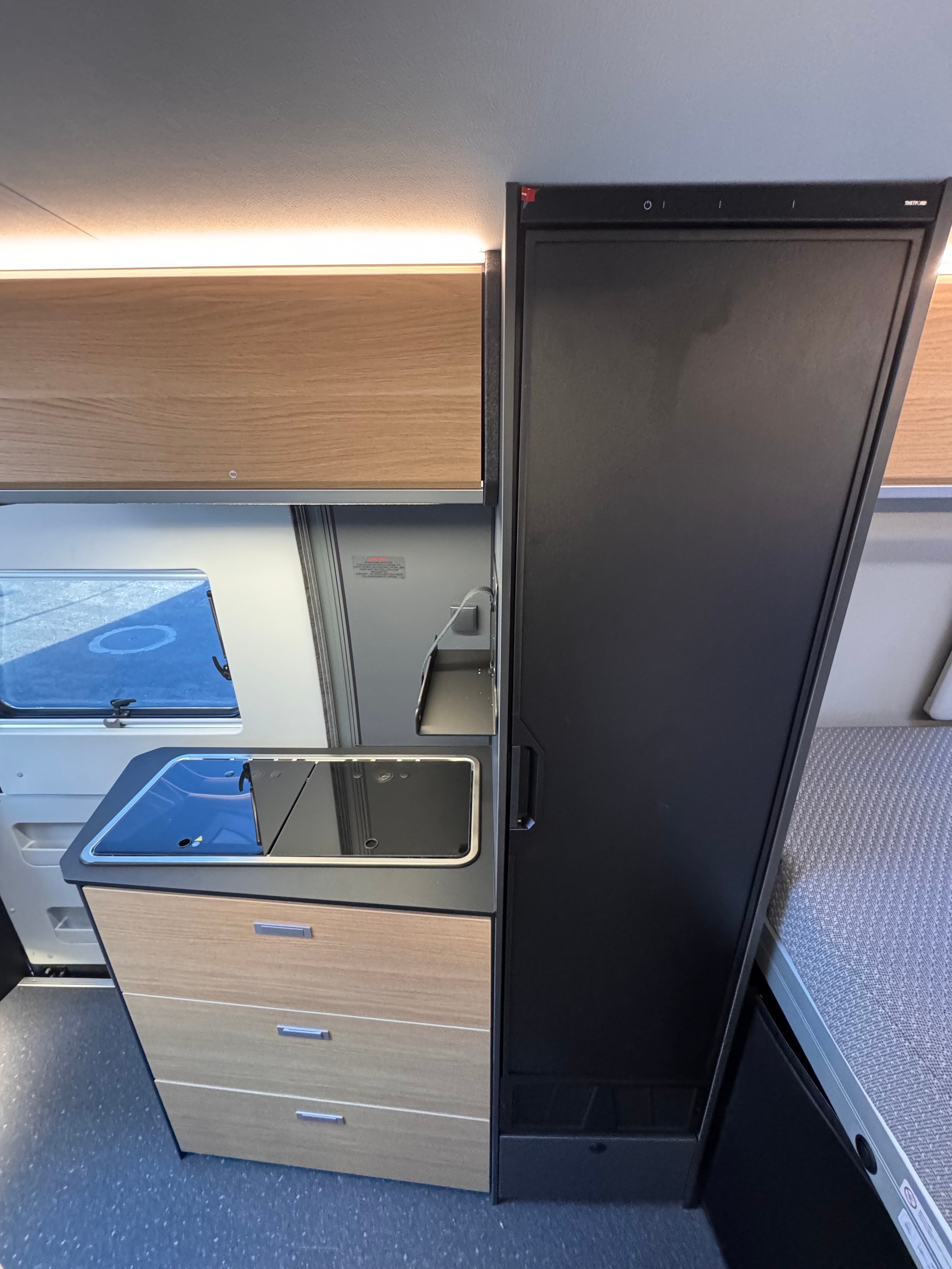 ADRIA Twin Select 640 SGX Swiss Edtion-image-6