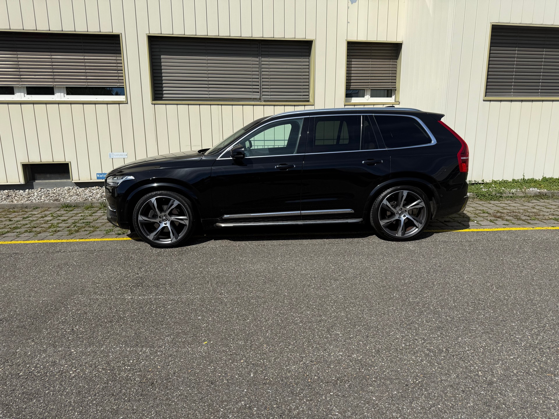 VOLVO XC90 D5 AWD Inscription Geartronic-image-1