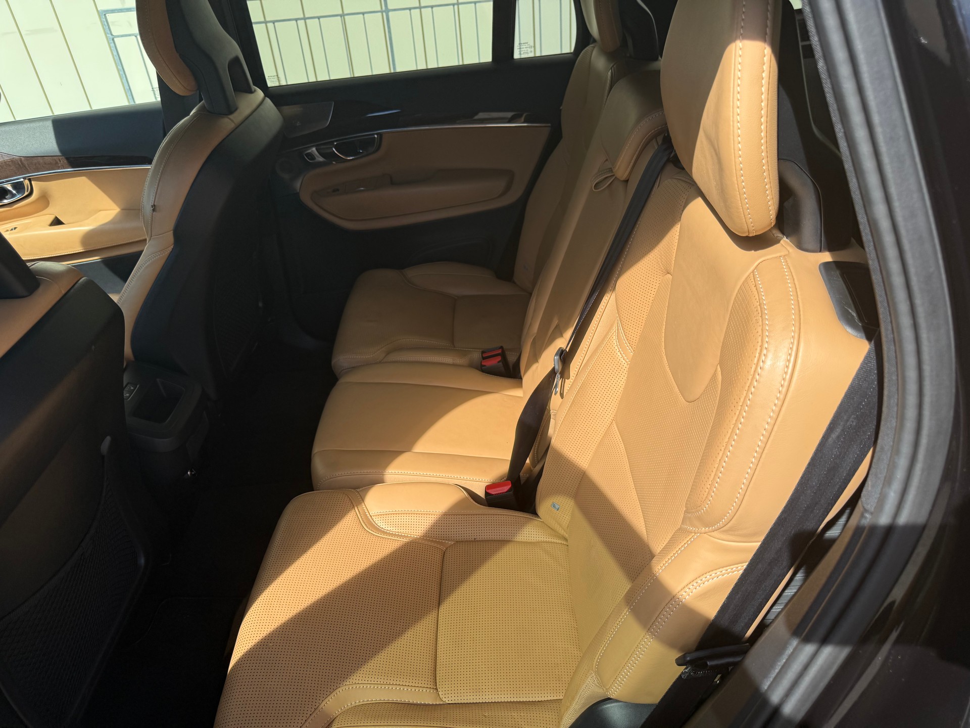 VOLVO XC90 D5 AWD Inscription Geartronic-image-2