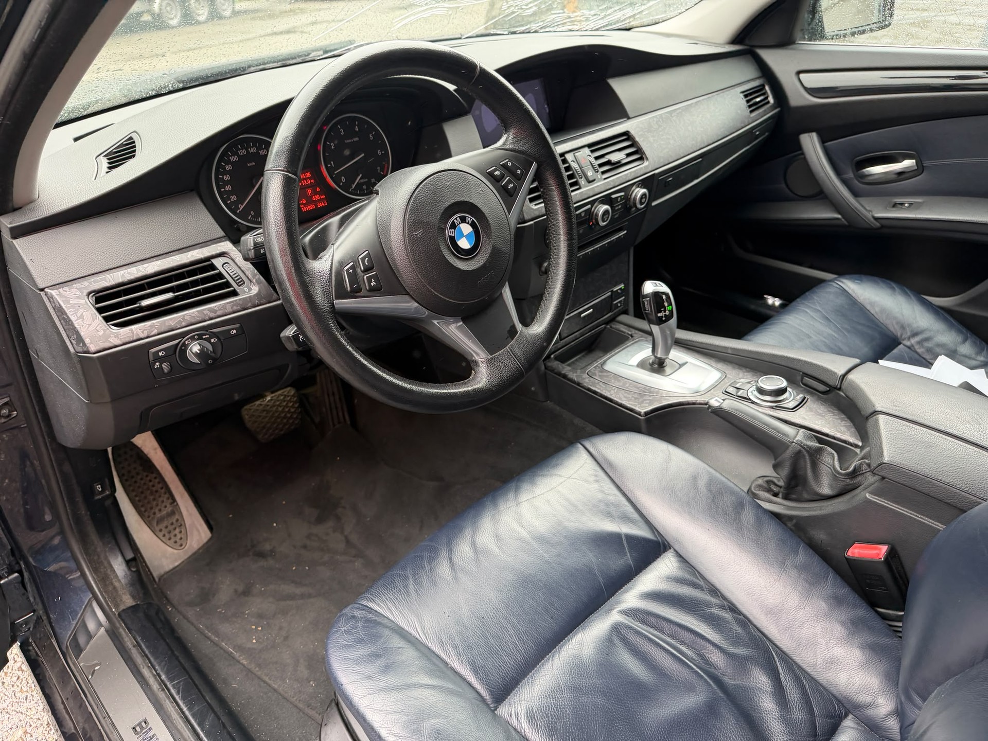 BMW 523i Touring Steptronic-image-7