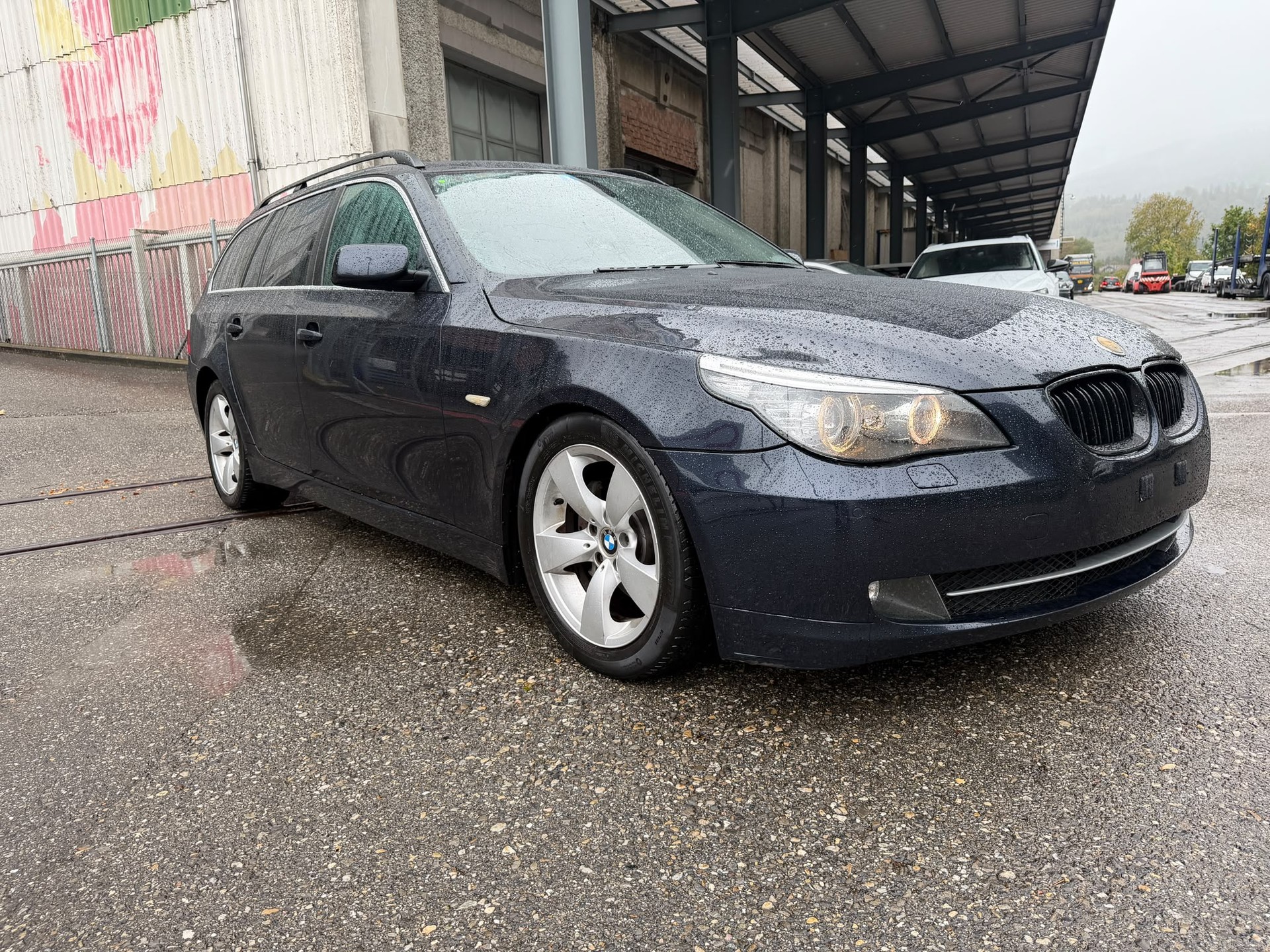 BMW 523i Touring Steptronic-image-1