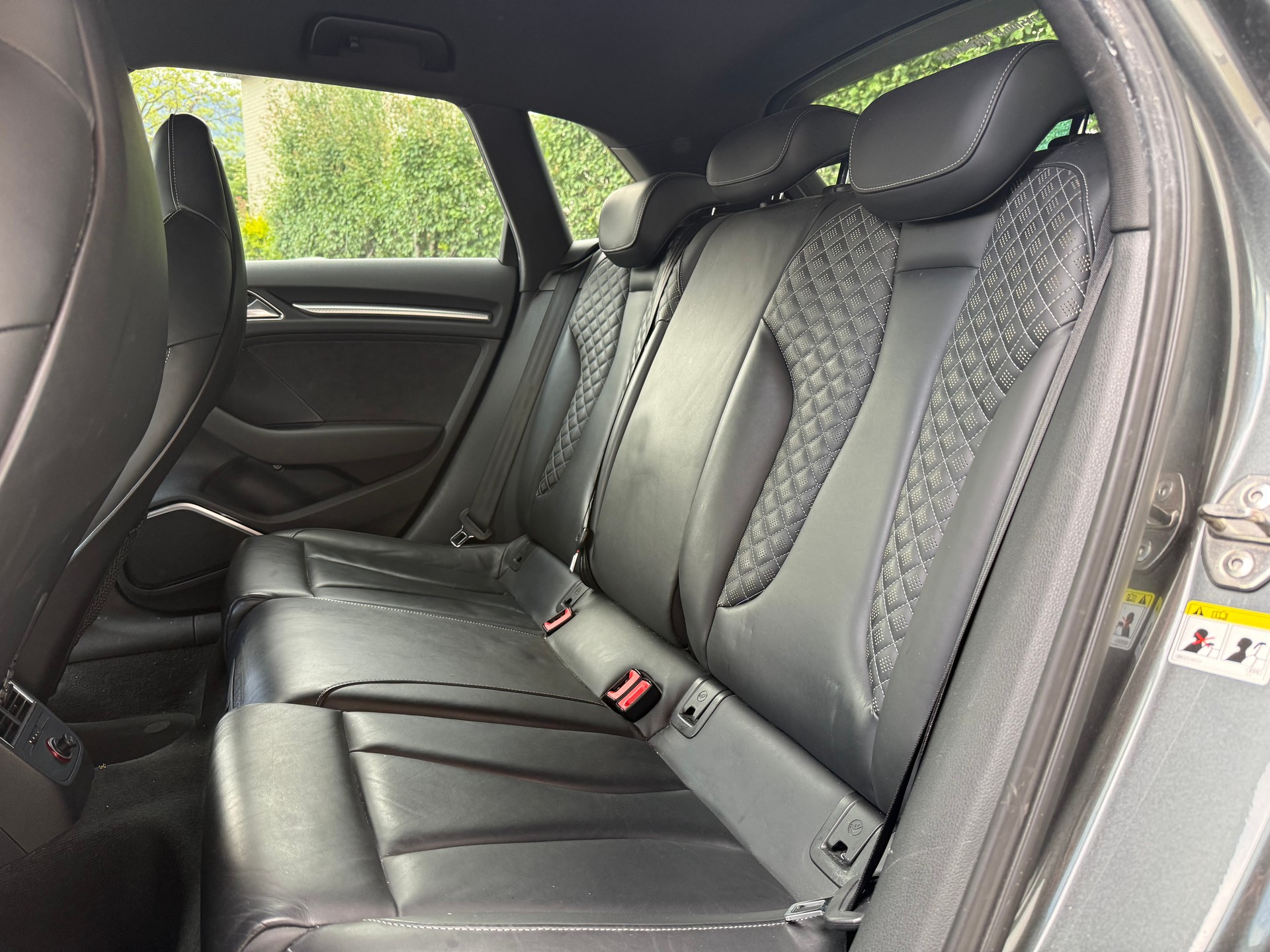 AUDI RS3 2.5 TSI quattro S-tronic-image-14