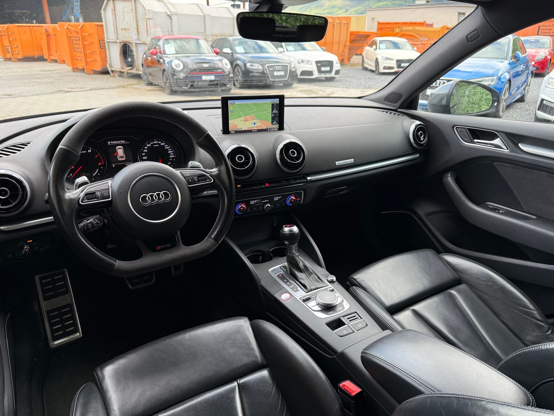 AUDI RS3 2.5 TSI quattro S-tronic-image-17