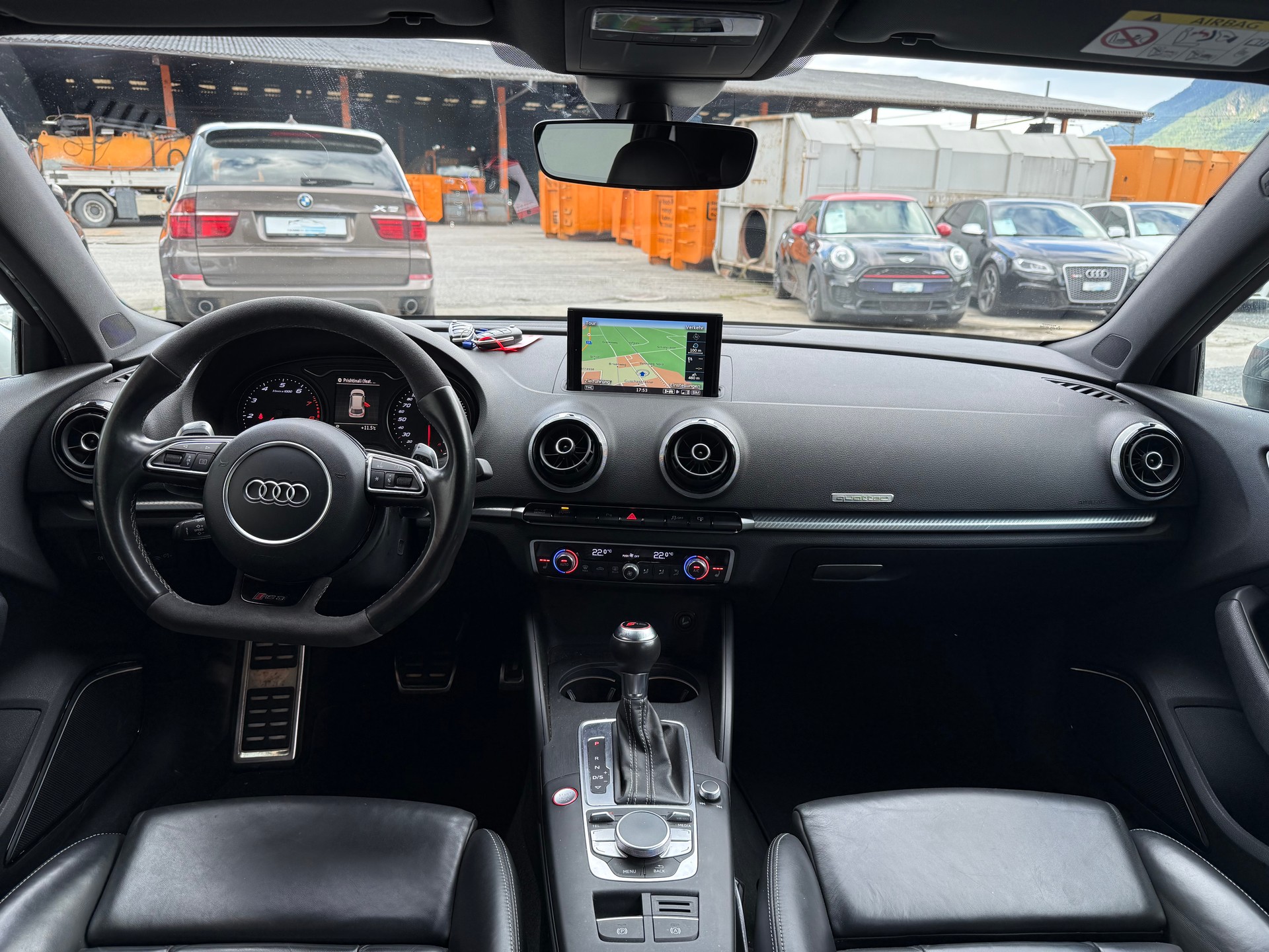 AUDI RS3 2.5 TSI quattro S-tronic-image-16
