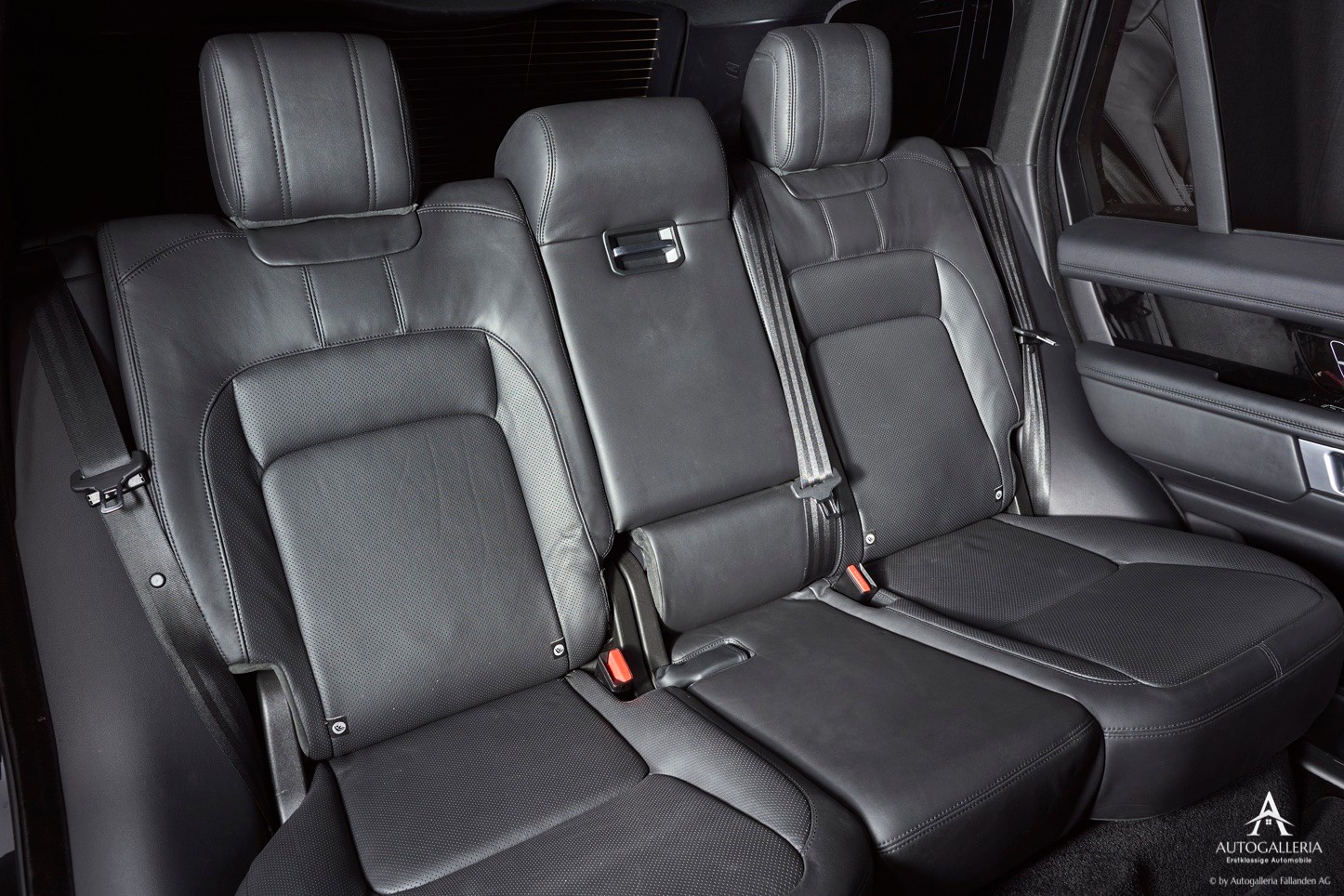 LAND ROVER Range Rover 4.4 SDV8 Vogue Automatic-image-8