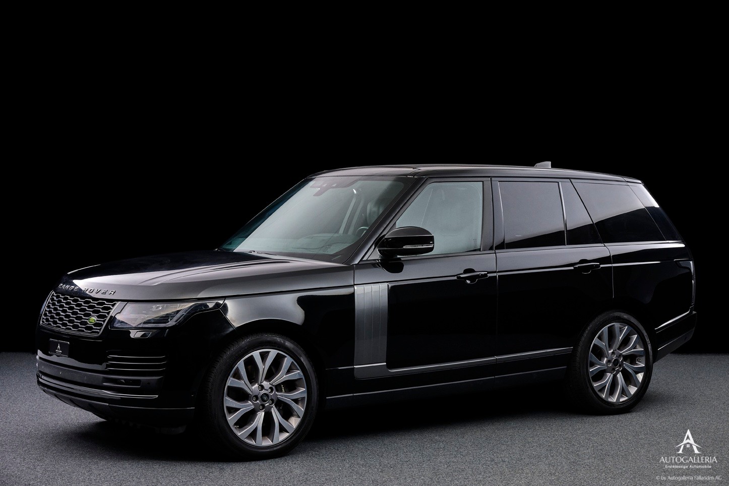 LAND ROVER Range Rover 4.4 SDV8 Vogue Automatic-image-1