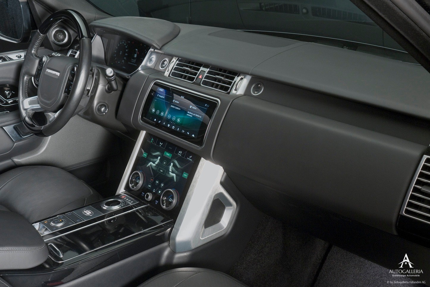 LAND ROVER Range Rover 4.4 SDV8 Vogue Automatic-image-6