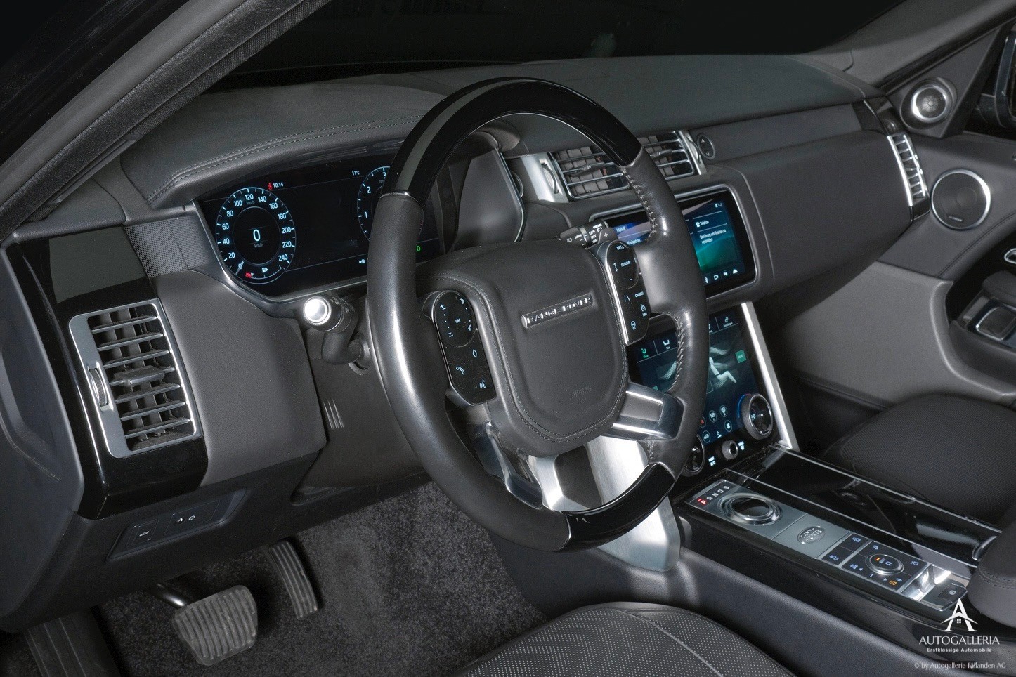 LAND ROVER Range Rover 4.4 SDV8 Vogue Automatic-image-5