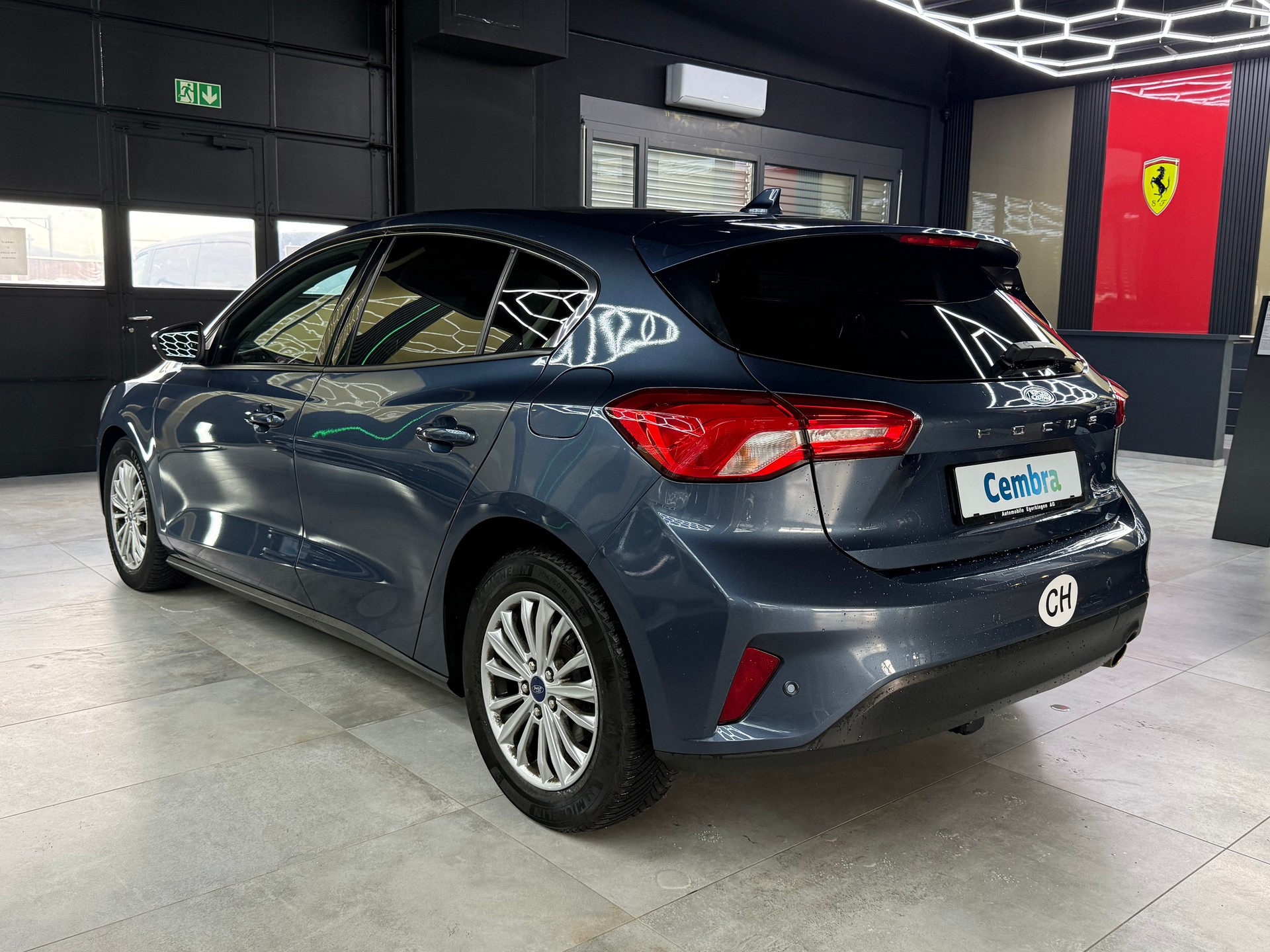 FORD Focus 1.0 SCTi Business Automatic-image-6