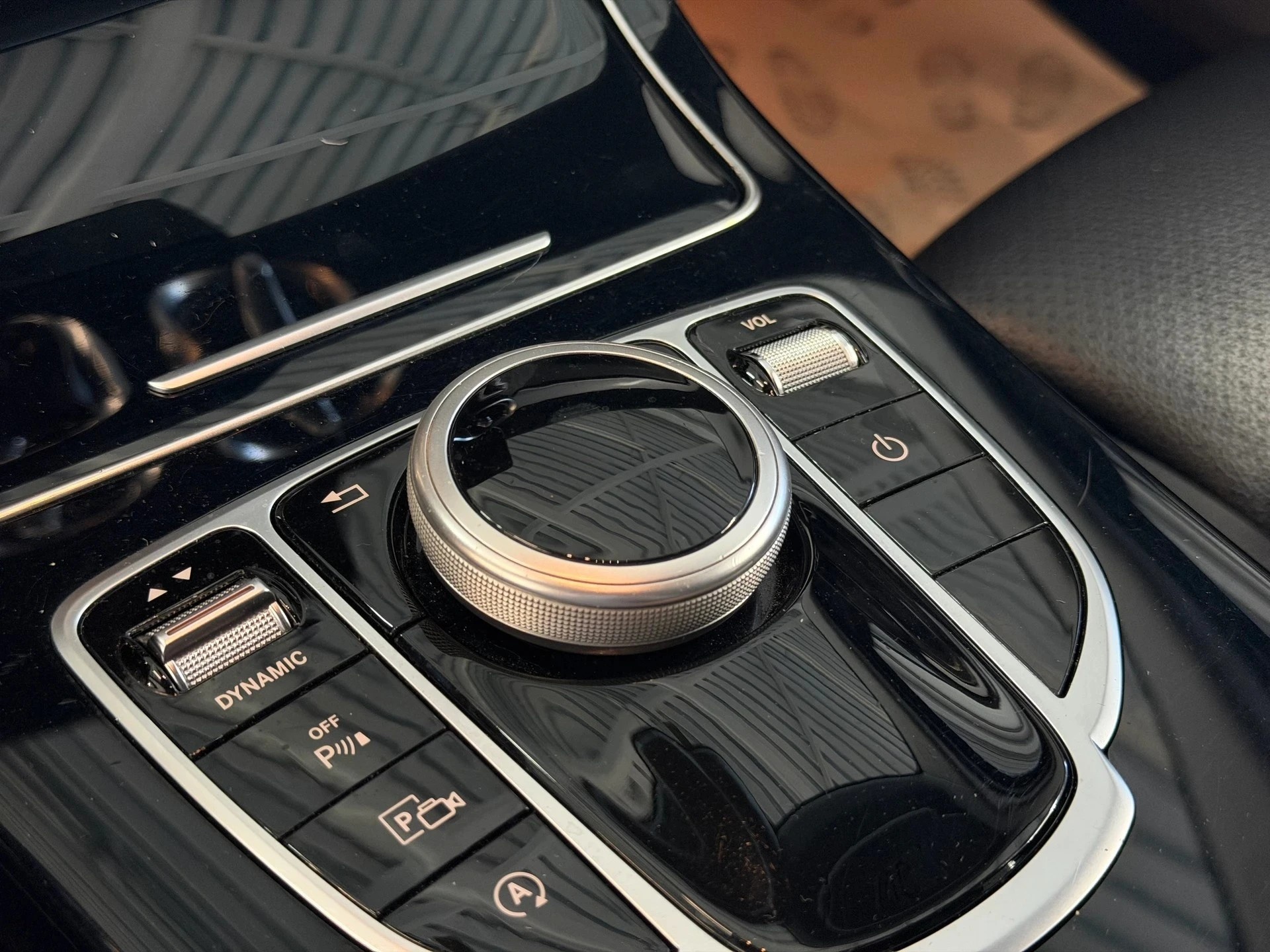 MERCEDES-BENZ C 220 d Swiss Star 4M 9G-Tronic | CH-Auto | 1-Hand | Ab MFK 07.2026 | Ab Service-image-13