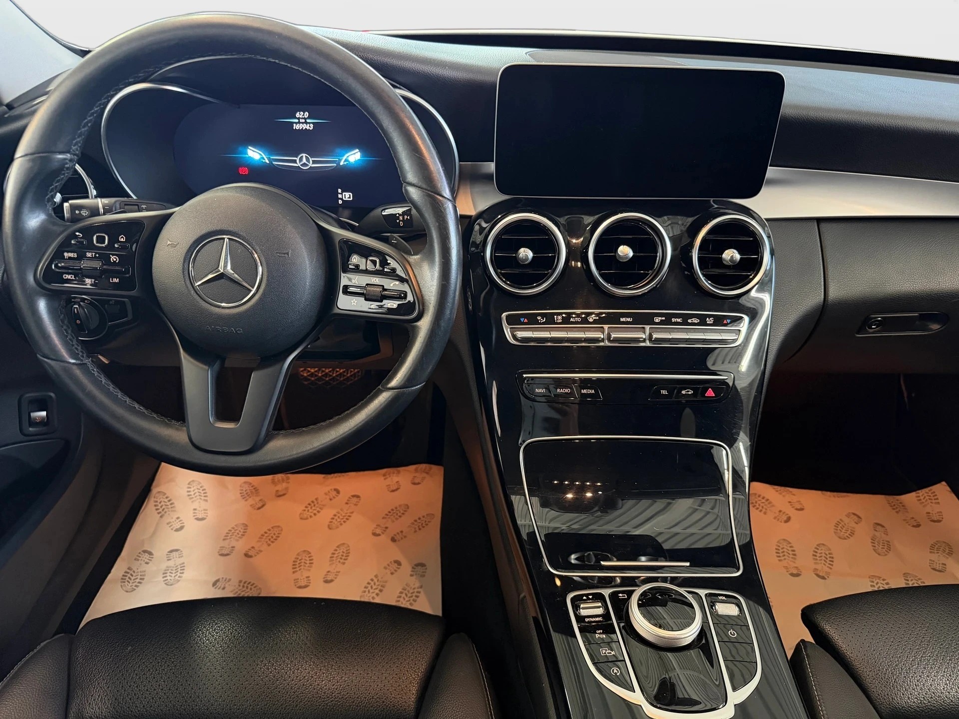 MERCEDES-BENZ C 220 d Swiss Star 4M 9G-Tronic | CH-Auto | 1-Hand | Ab MFK 07.2026 | Ab Service-image-12