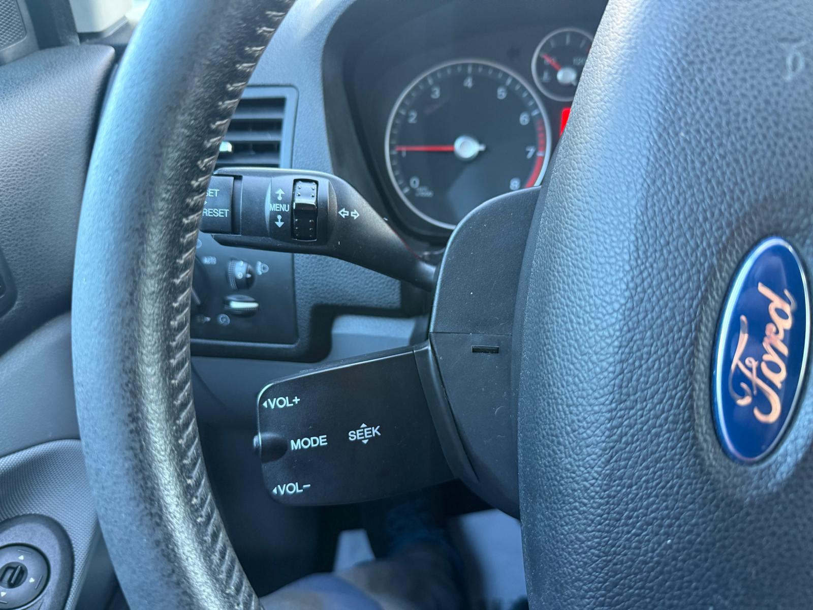 FORD C-Max 2.0 16V Titanium Automatic-image-8