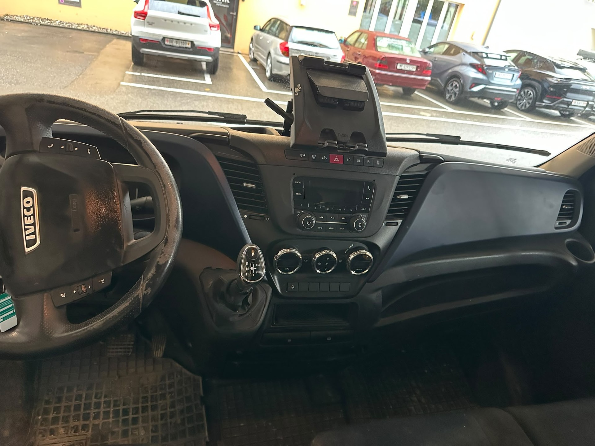 IVECO 3.0 HPI 180-image-2