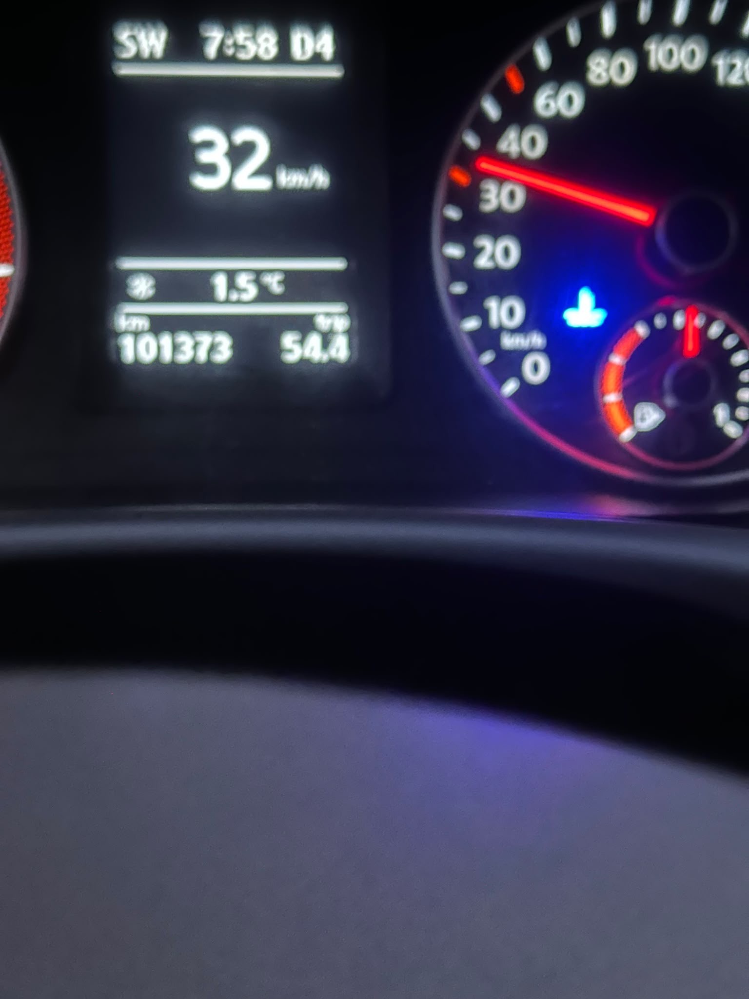 VW Touran 1.4 TSI EcoFuel Highline DSG-image-10