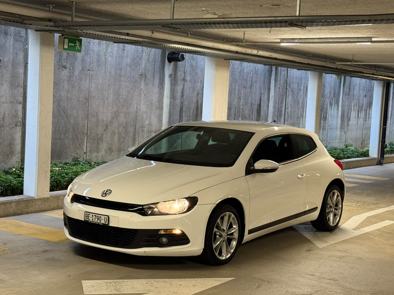 Car photo