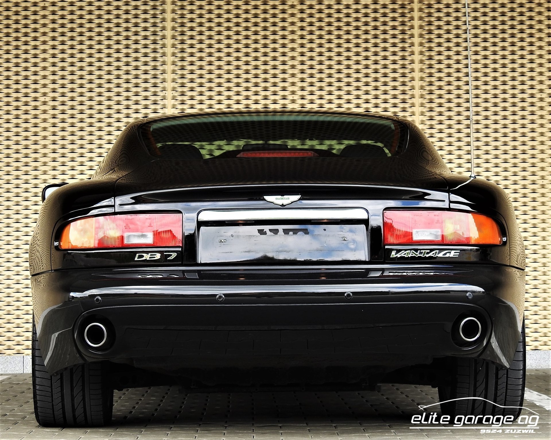 ASTON MARTIN DB7 Vantage-image-3