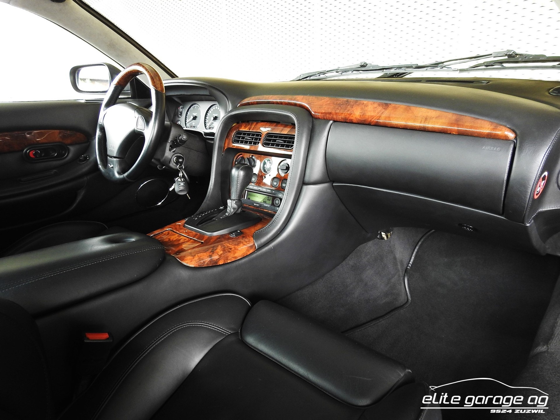 ASTON MARTIN DB7 Vantage-image-13