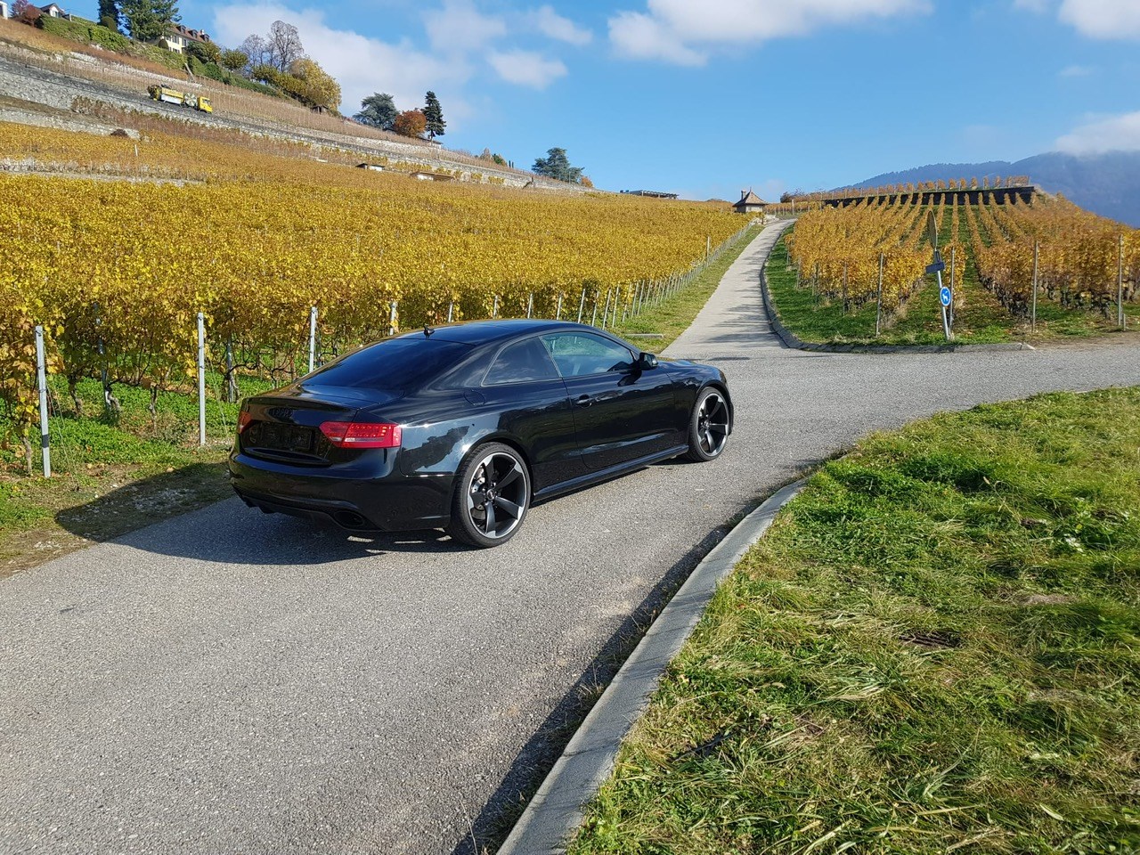 AUDI RS5 Coupé 4.2 FSI quattro S-tronic-image-12