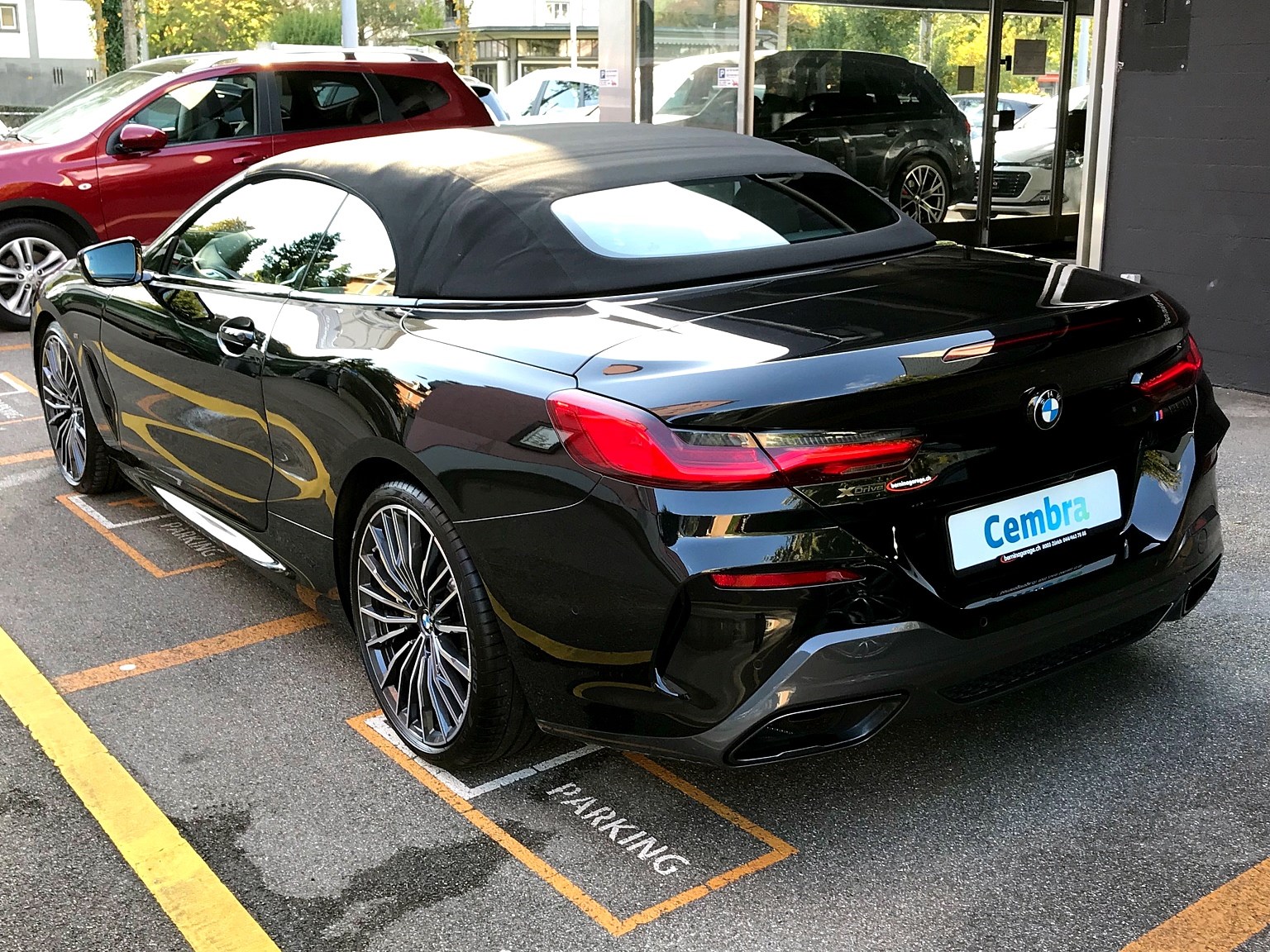 BMW M850i xDrive Cabrio Steptronic SAG-image-12