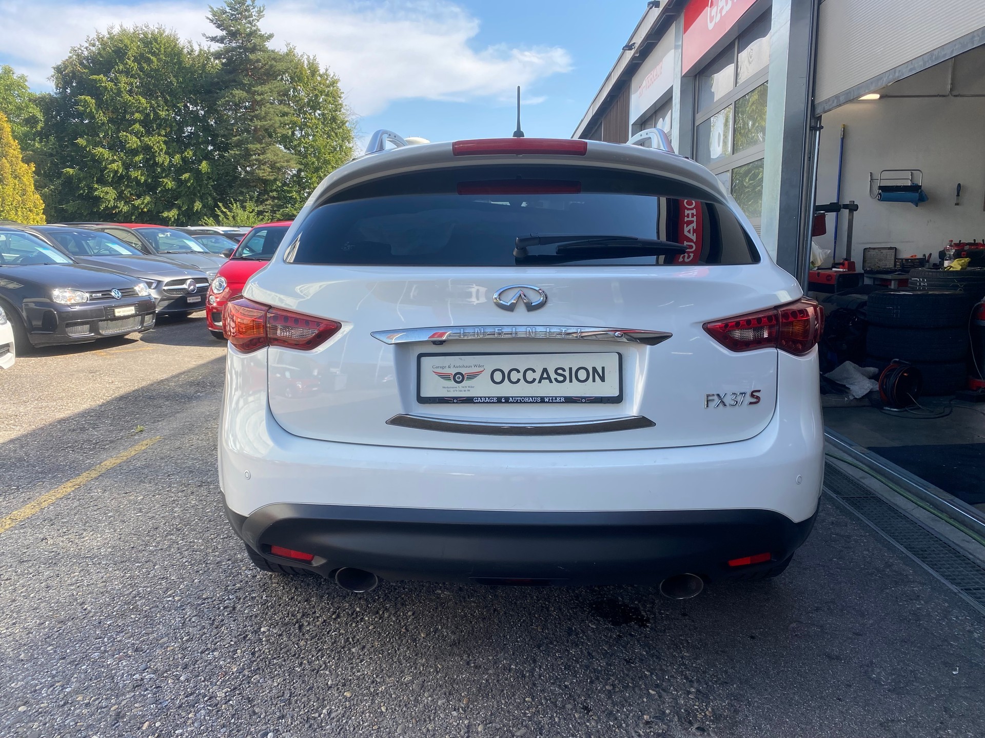 INFINITI FX37 S AWD Automatic-image-5