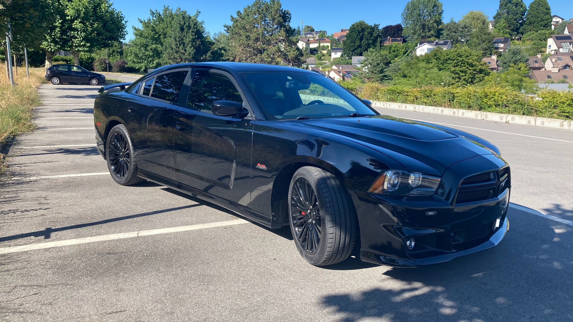 DODGE Charger SRT-8 6.4 Hemi-image-1