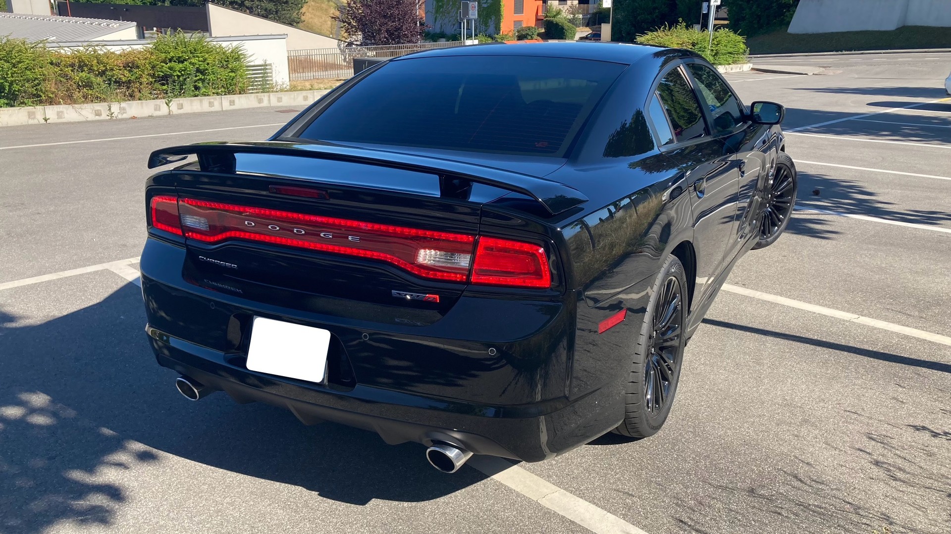 DODGE Charger SRT-8 6.4 Hemi-image-2