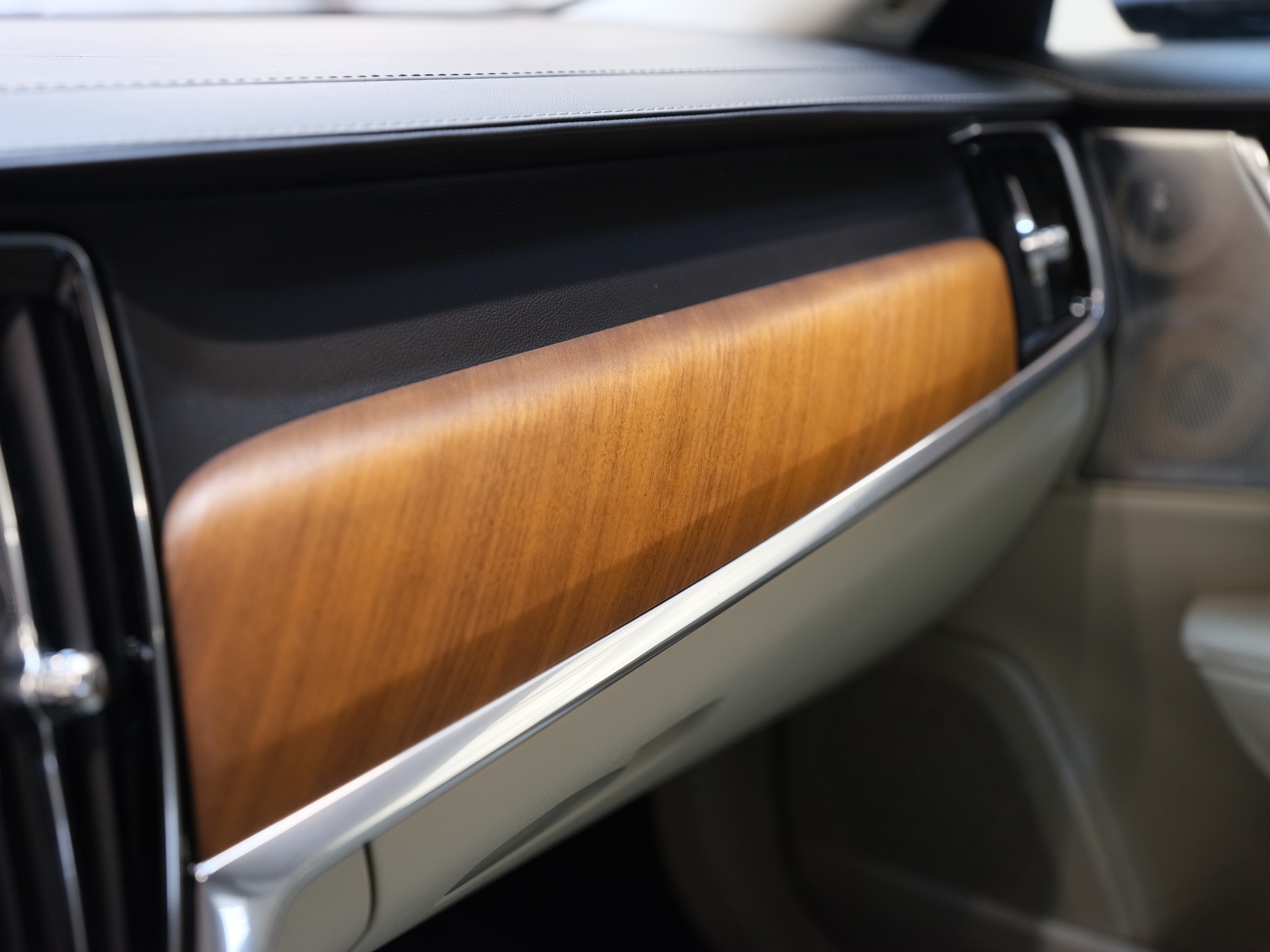 VOLVO S90 T6 AWD Inscription Geartronic-image-21