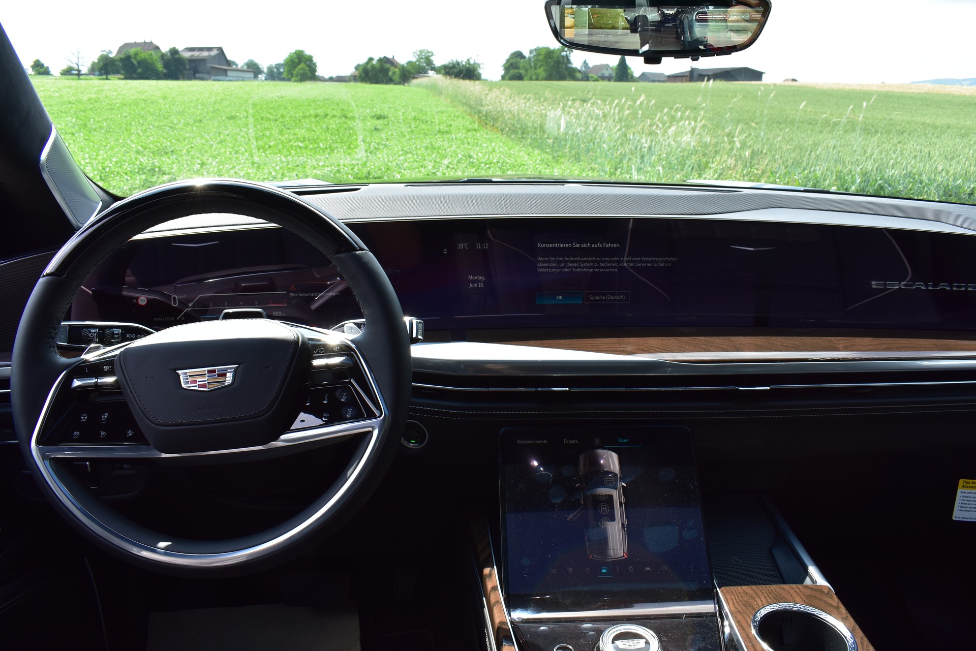 CADILLAC Escalade Sport Platinum-image-12