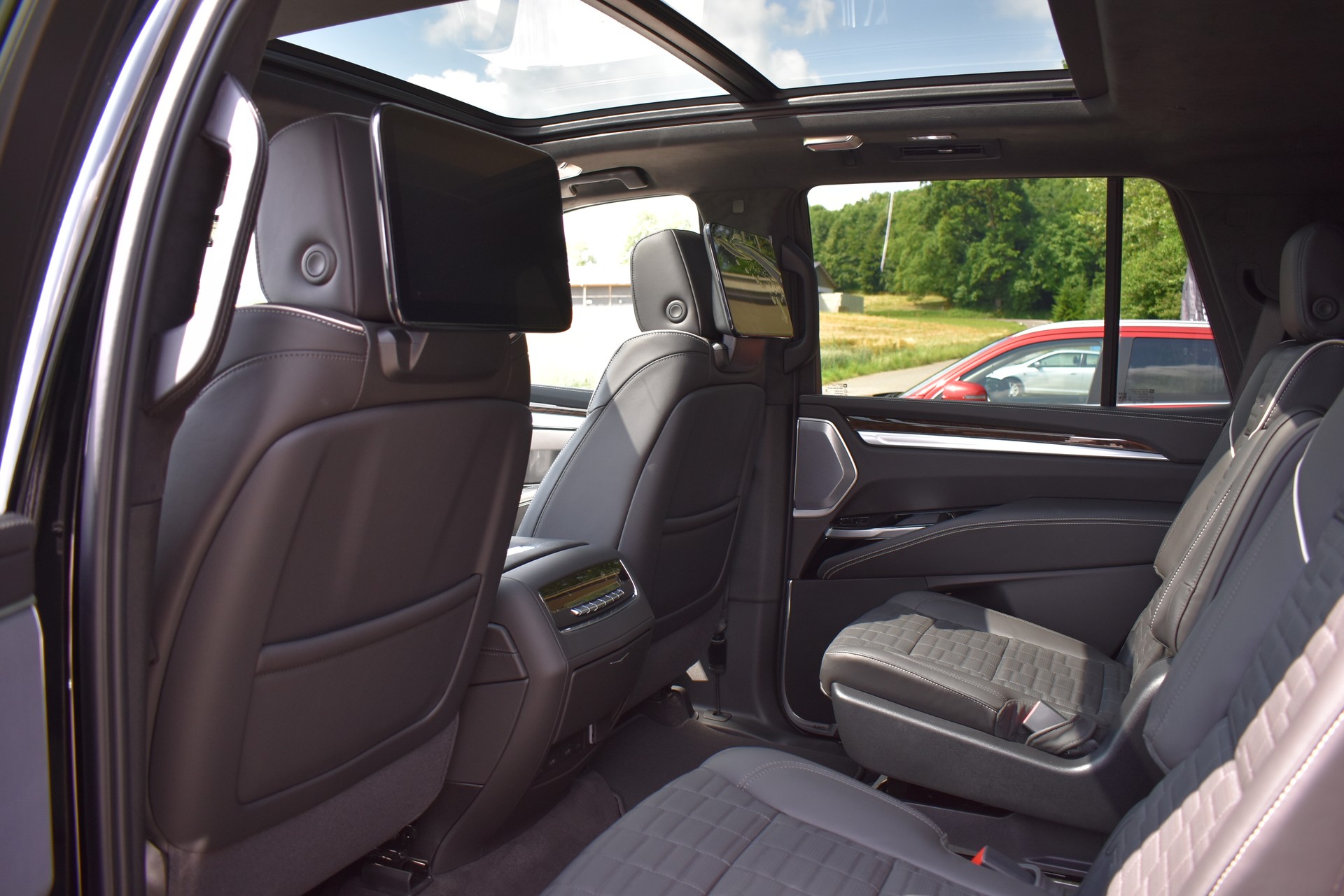 CADILLAC Escalade Sport Platinum-image-10