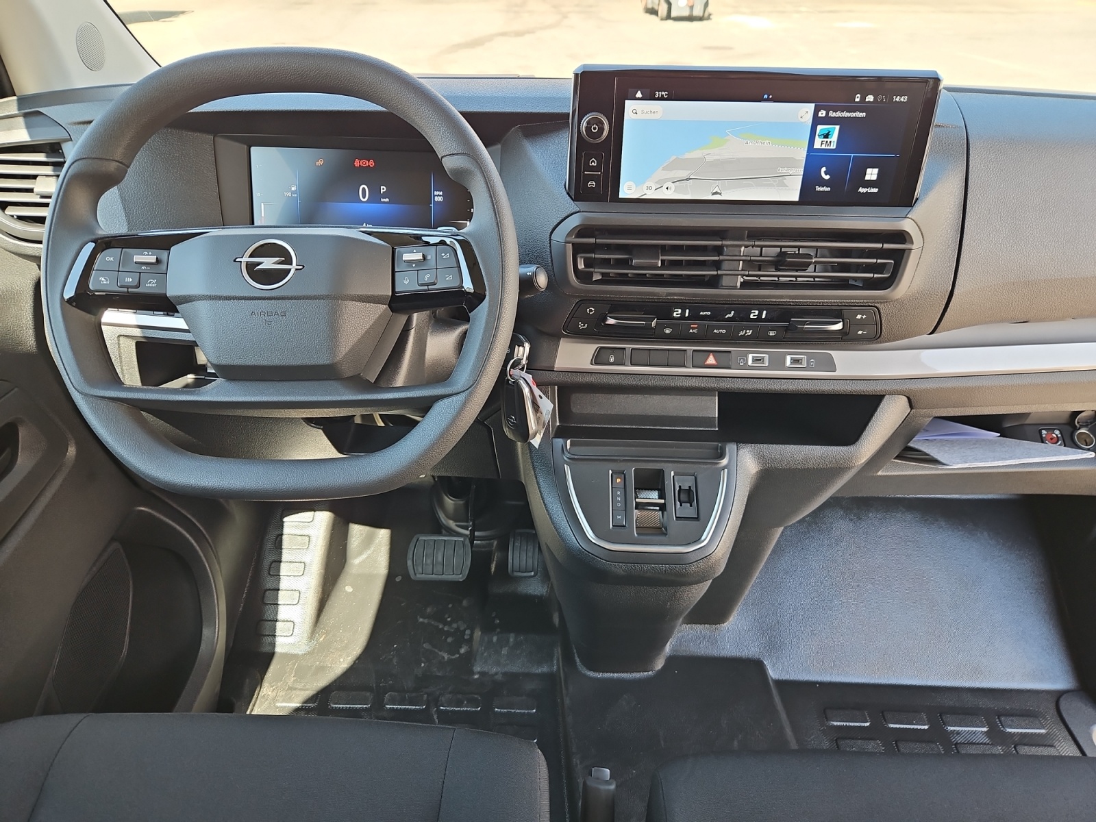 OPEL Vivaro Combi 2.0 CDTI s/s M-image-15