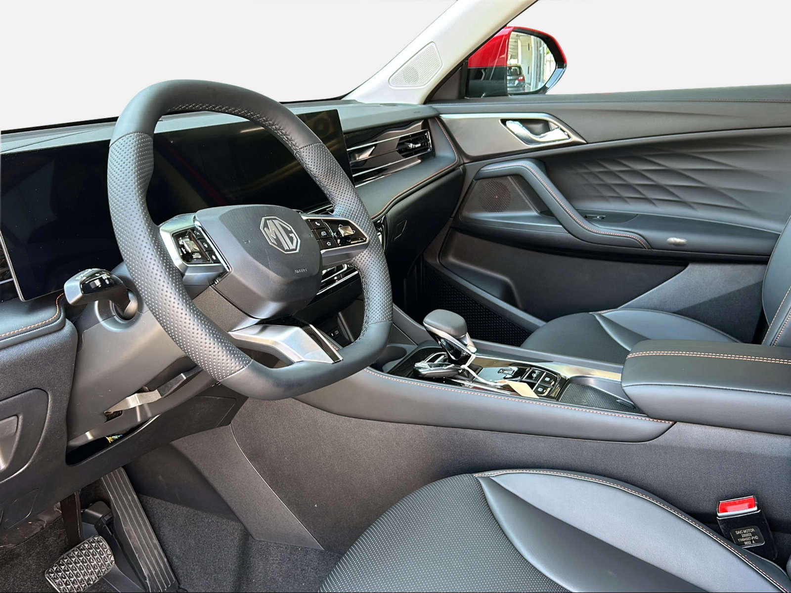 MG HS 1.5 Vti-Tech Luxury-image-14