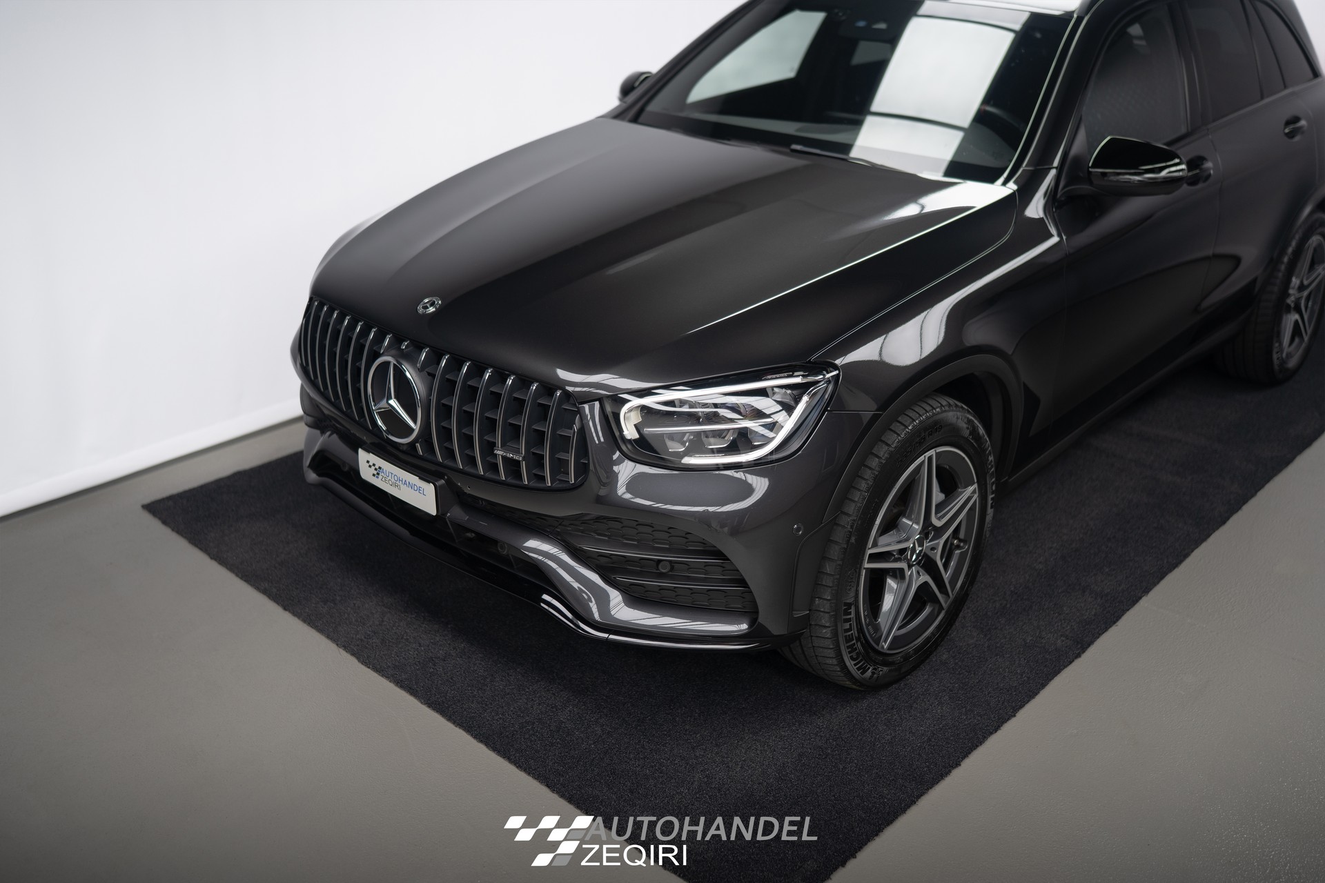 MERCEDES-BENZ GLC 43 AMG 4Matic 9G-Tronic-image-2