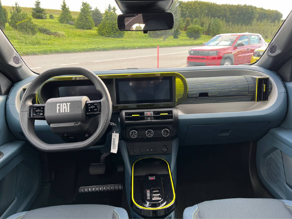 FIAT Grande Panda Red-image-8