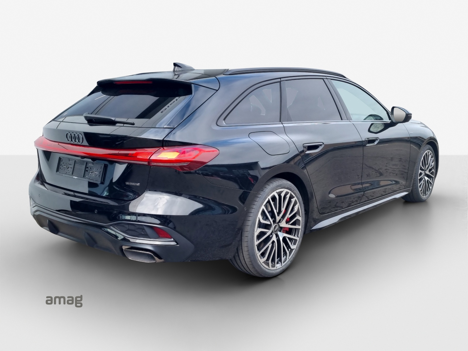 AUDI A5 Avant e-hybrid quattro 270 kW S tronic-image-4