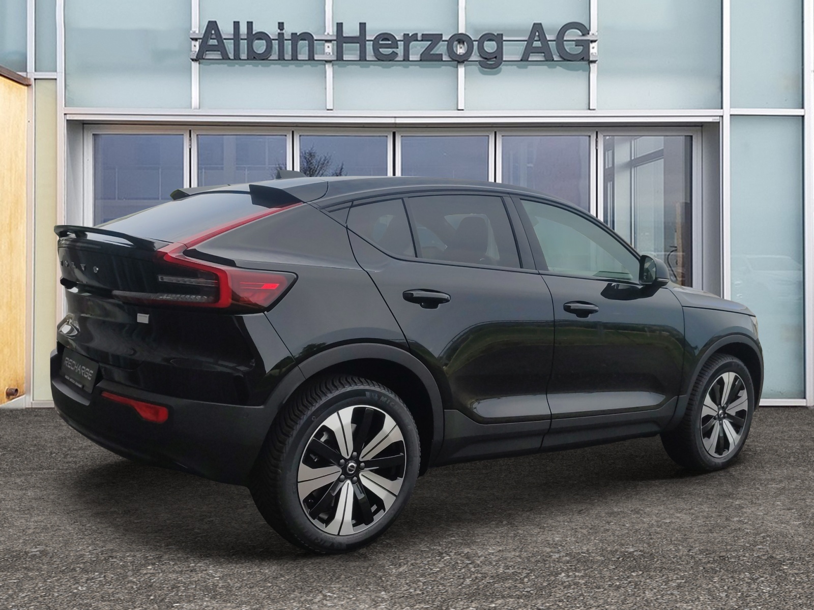 VOLVO C40 P6 Recharge Ultimate-image-3