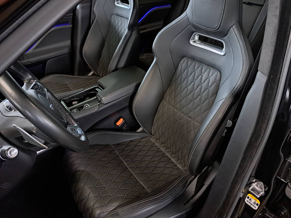JAGUAR F-Pace 5.0 V8 SVR AWD 550cv (crochet)-image-5