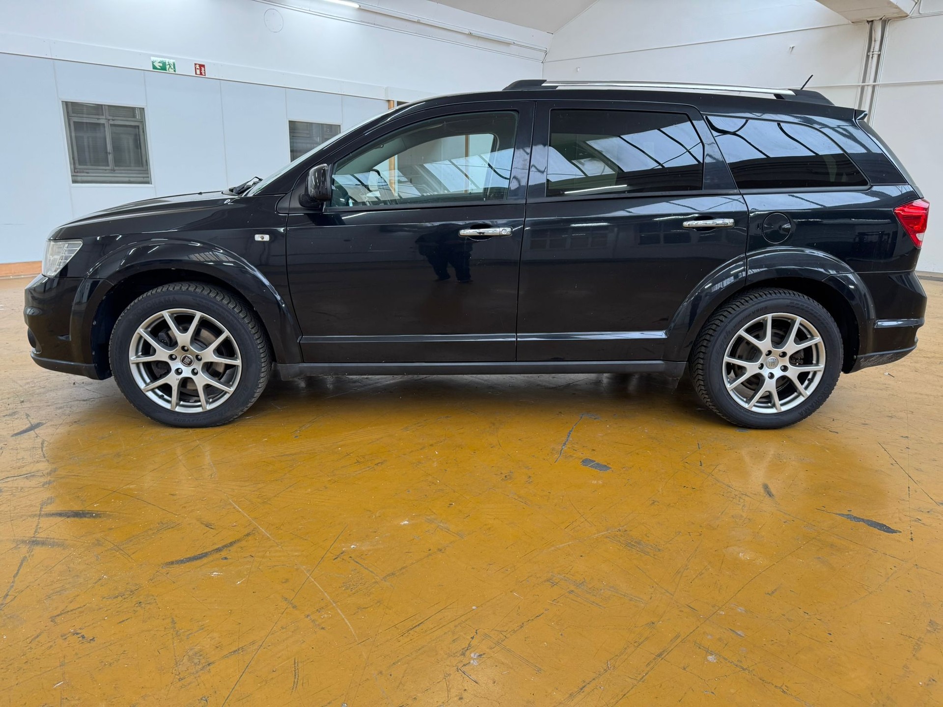 FIAT Freemont 2.0 MJ Lounge AWD Automat-image-9
