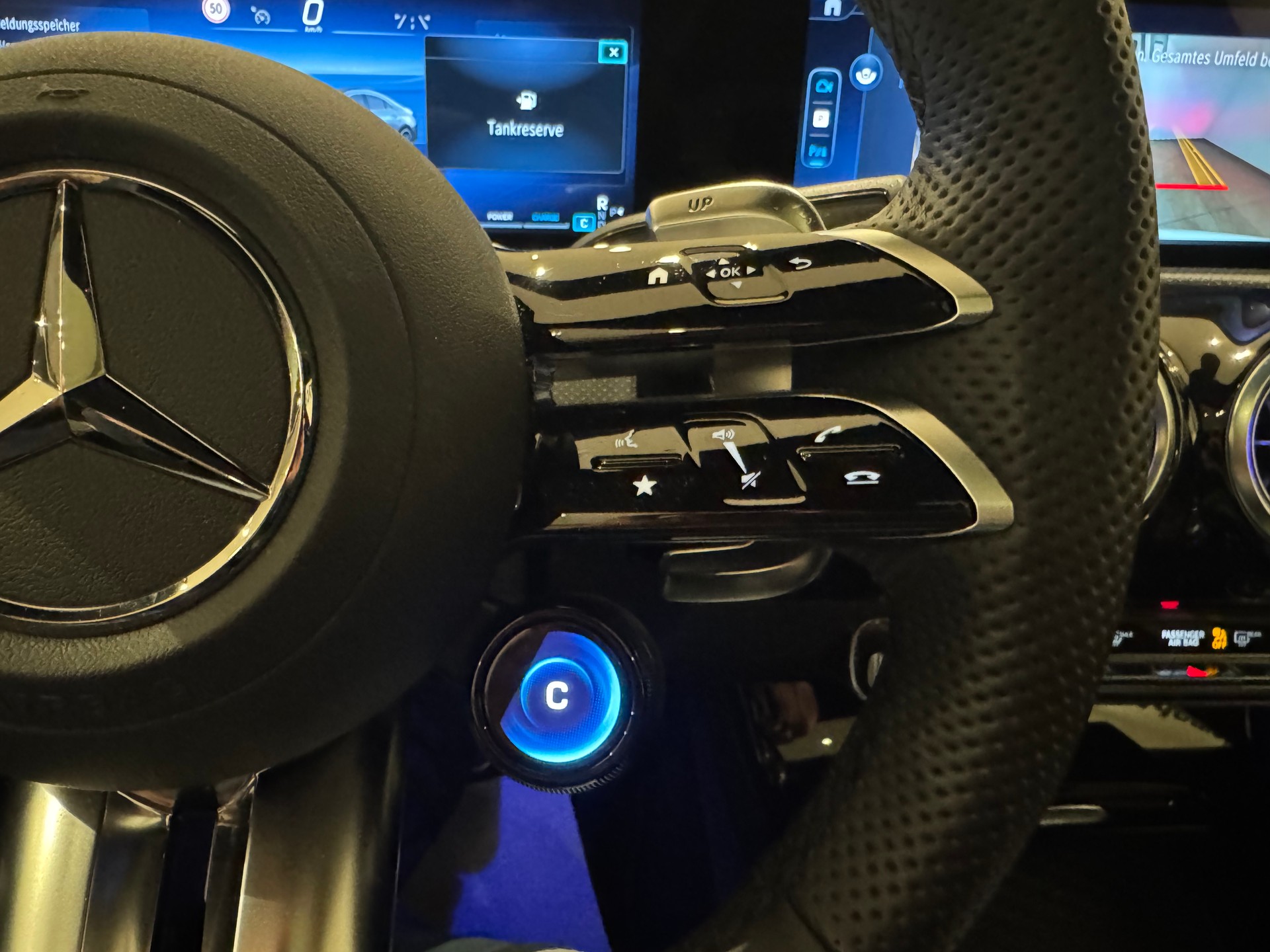 MERCEDES-BENZ CLA 35 AMG 4matic-image-11