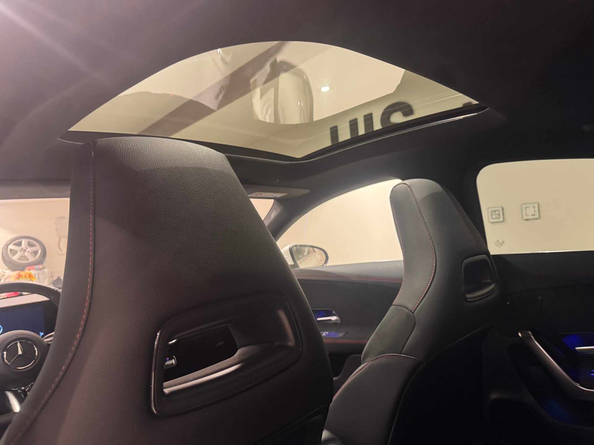 MERCEDES-BENZ CLA 35 AMG 4matic-image-16