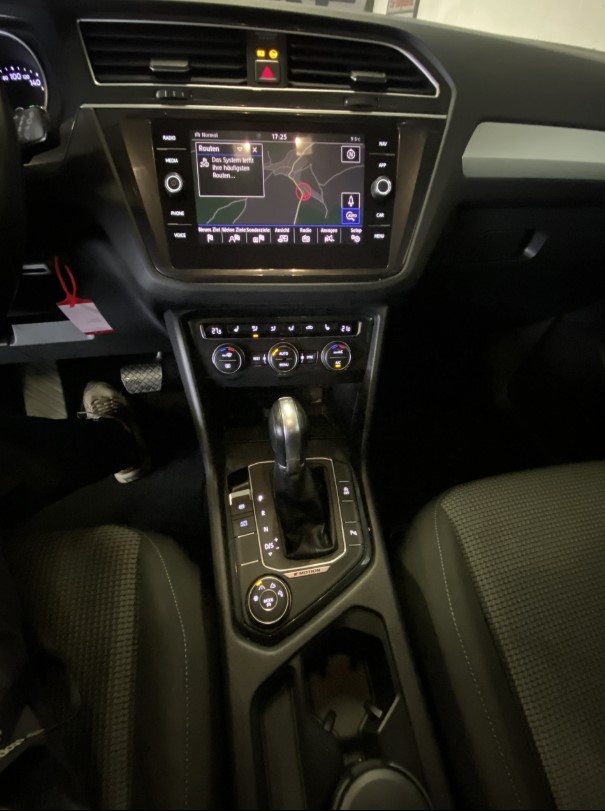 VW Tiguan 1.4 TSI Trendline DSG-image-9
