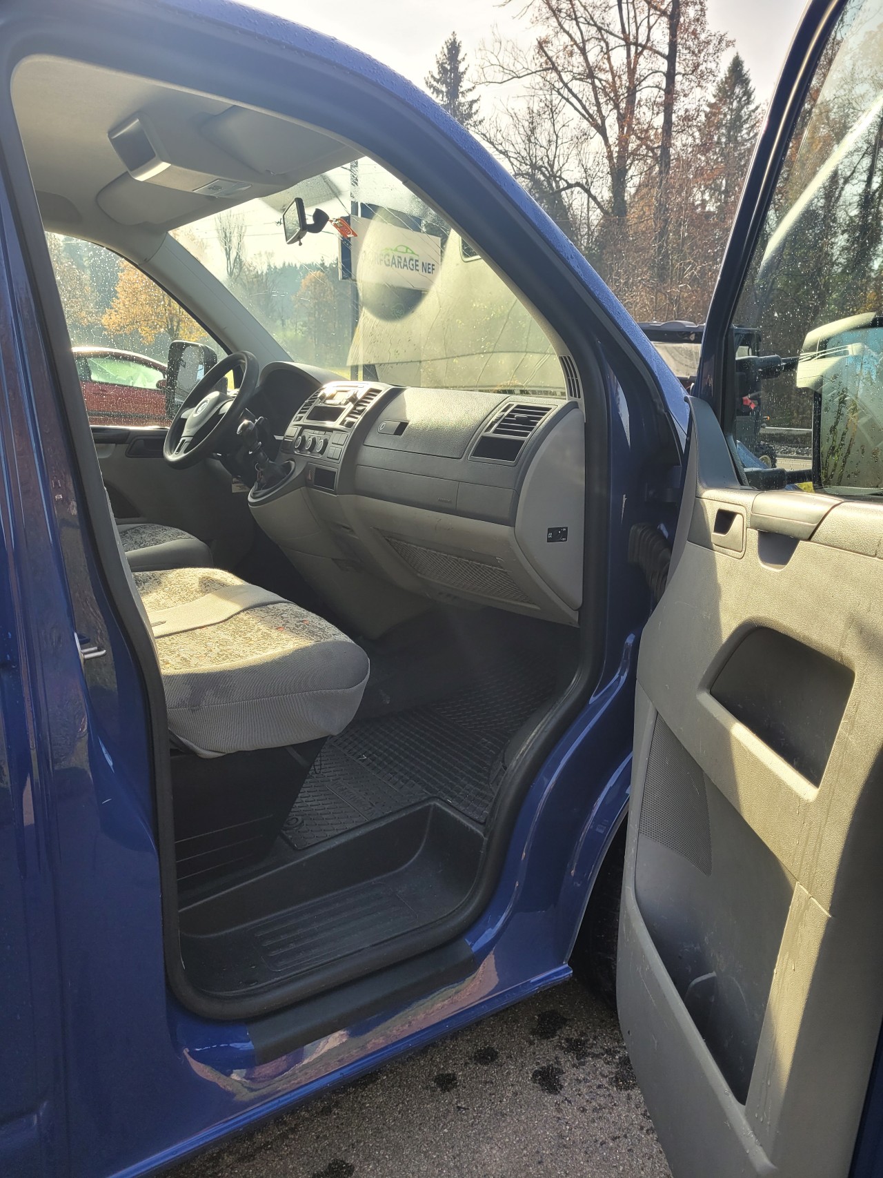 VW T5 2.0 TDI-image-10