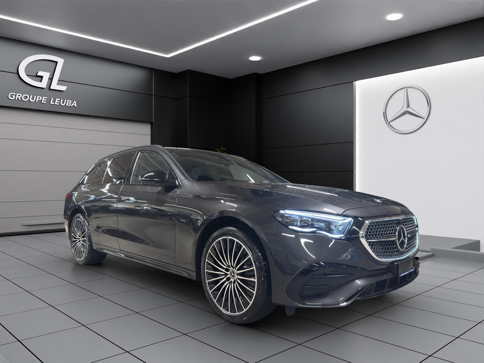 MERCEDES-BENZ E 220 d T 4Matic 9G-Tronic-image-0
