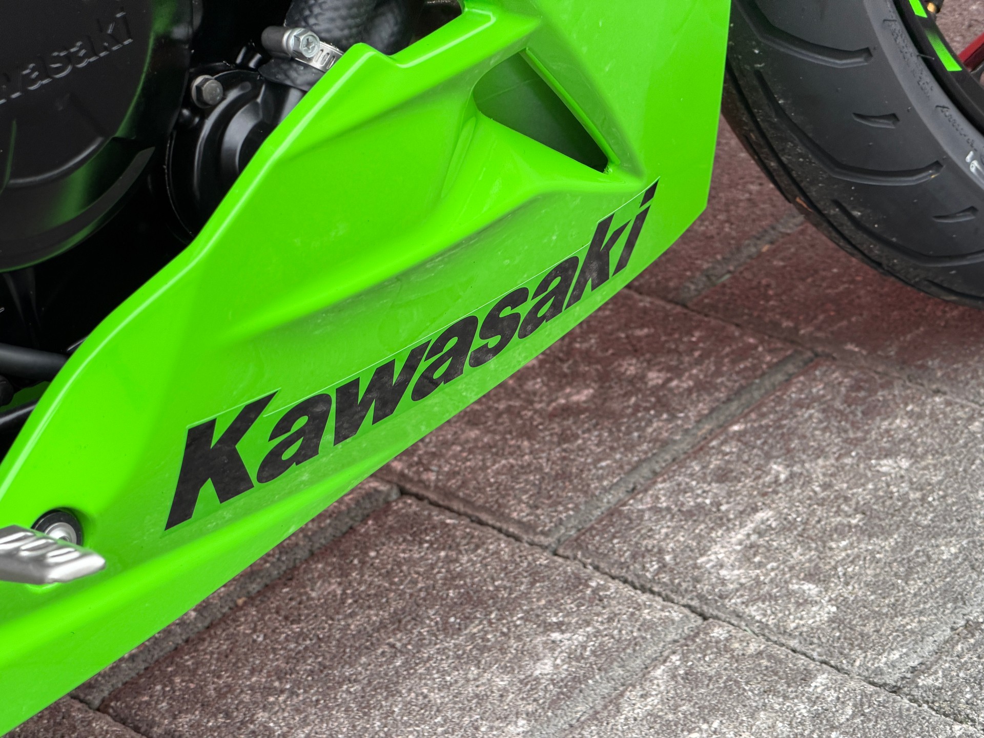 KAWASAKI Ninja 125-image-10
