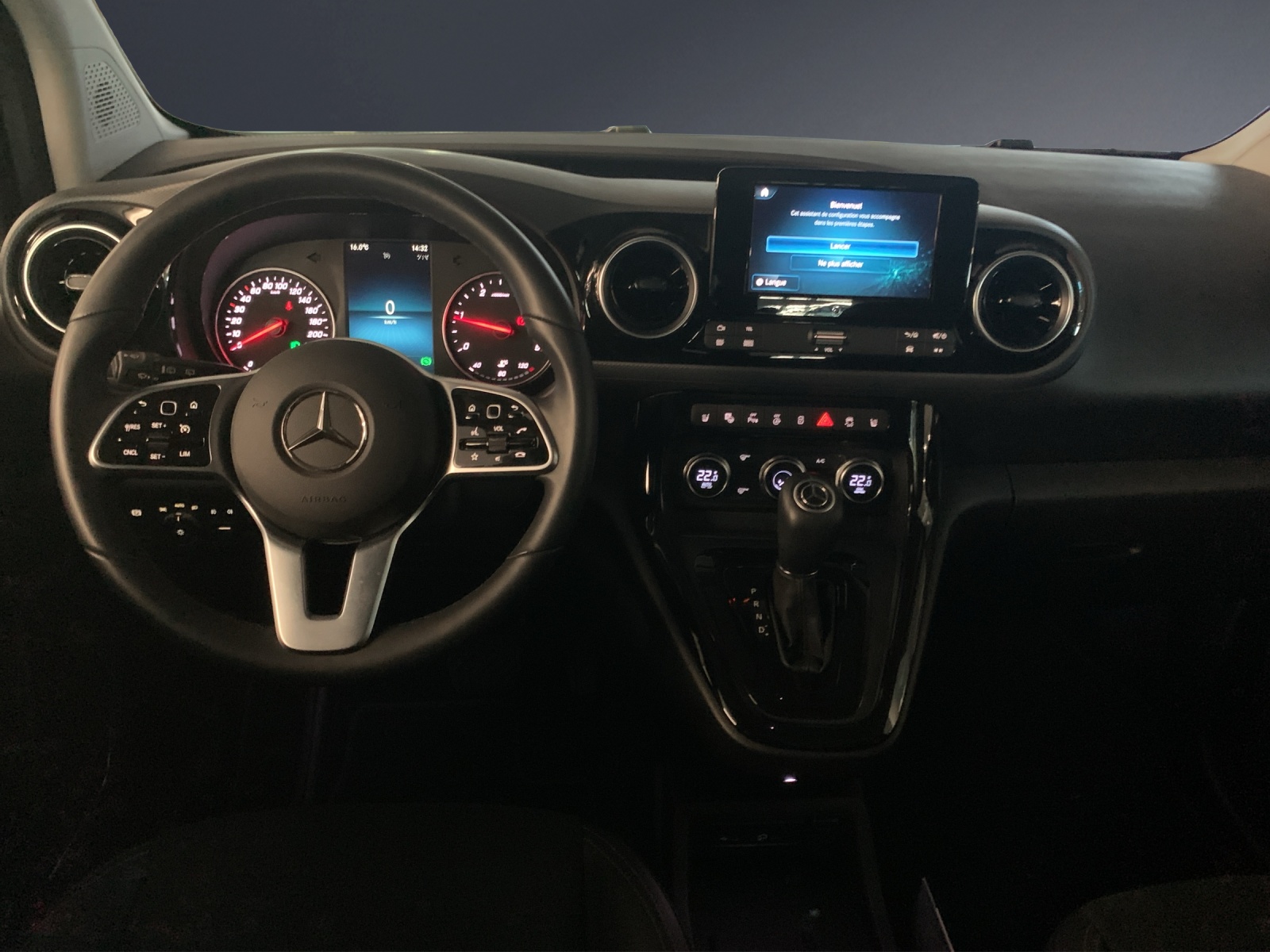 Image MERCEDES-BENZ T-CLASS T-Klasse 180D Style Automat