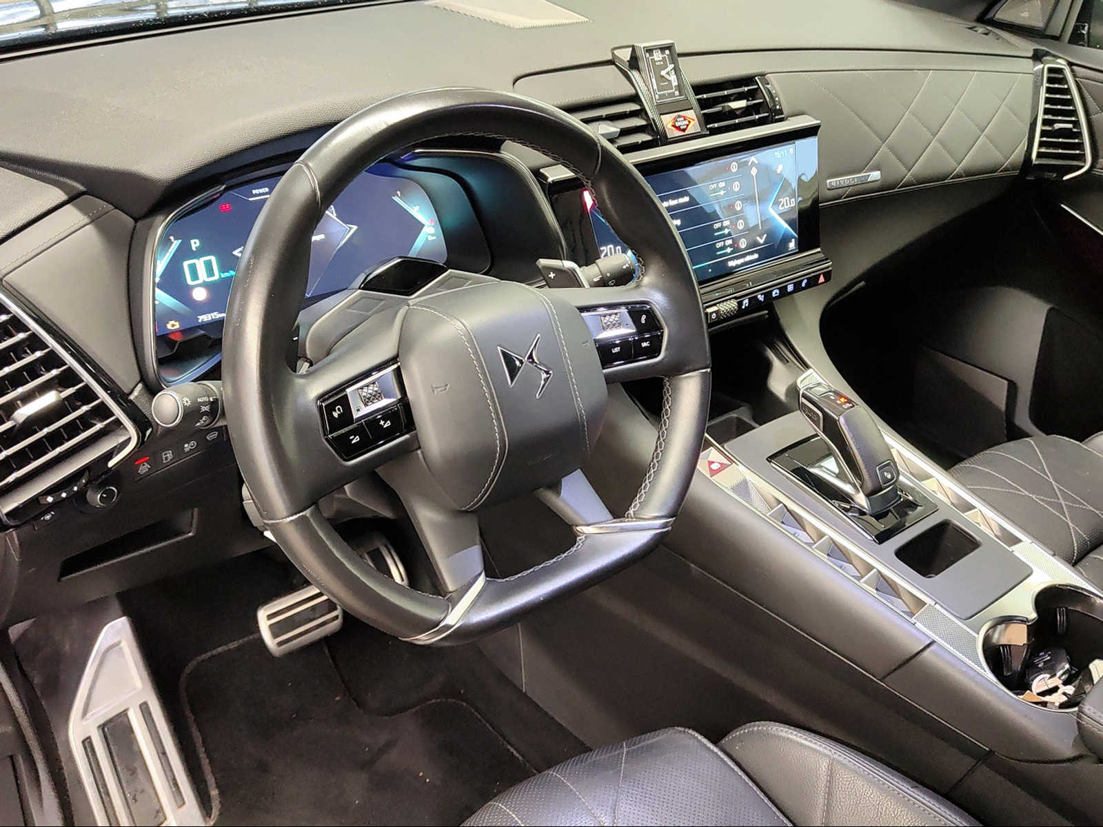 DS AUTOMOBILES DS 7 Crossback E-Tense 300 4x4 Rivoli-image-11
