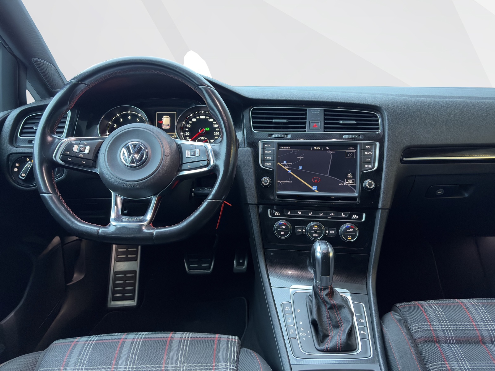 VW Golf VII 2.0 TSI GTI Performance DSG-image-9