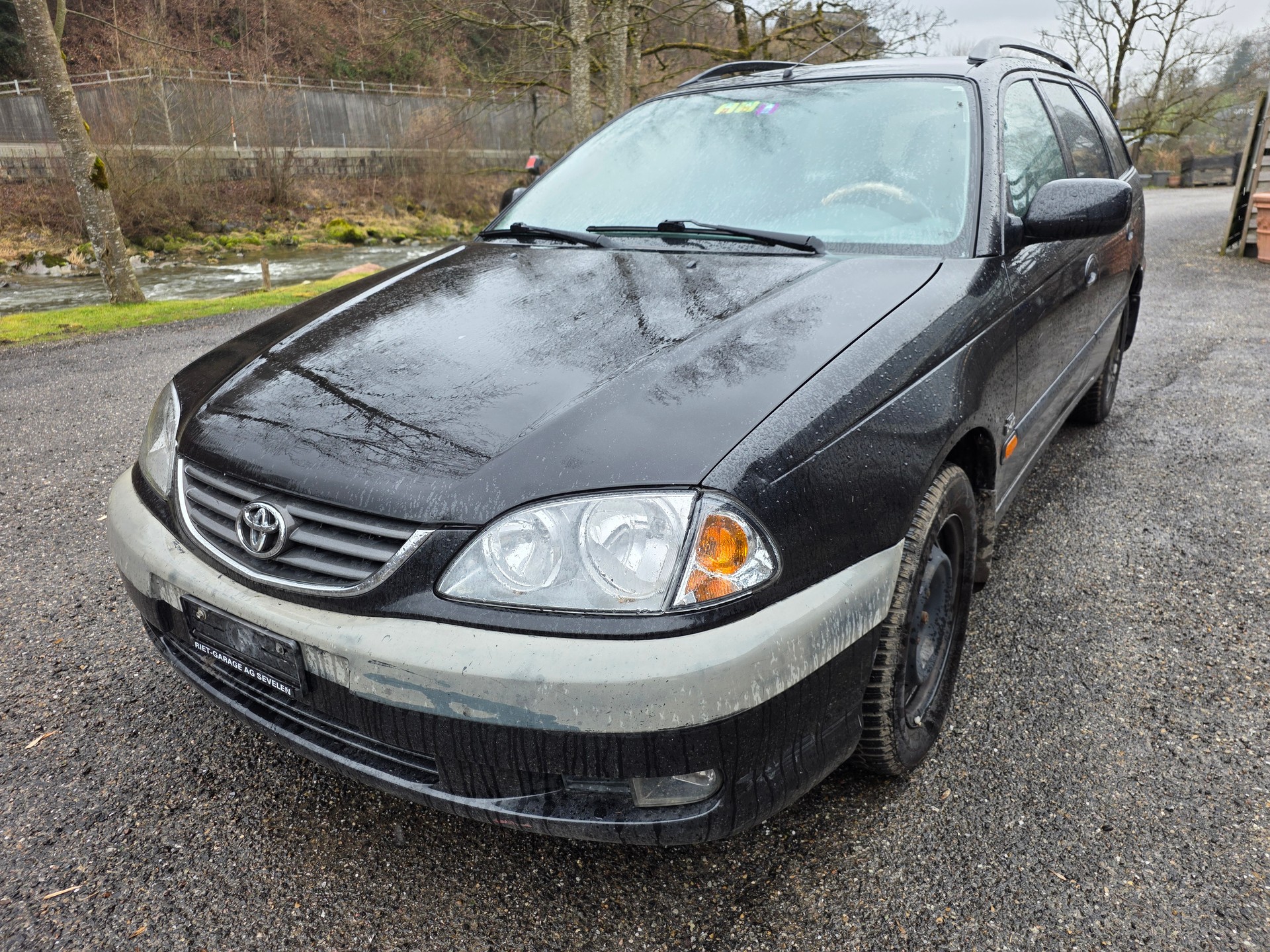 TOYOTA Avensis 2.0TD Linea Sol Wagon-image-1