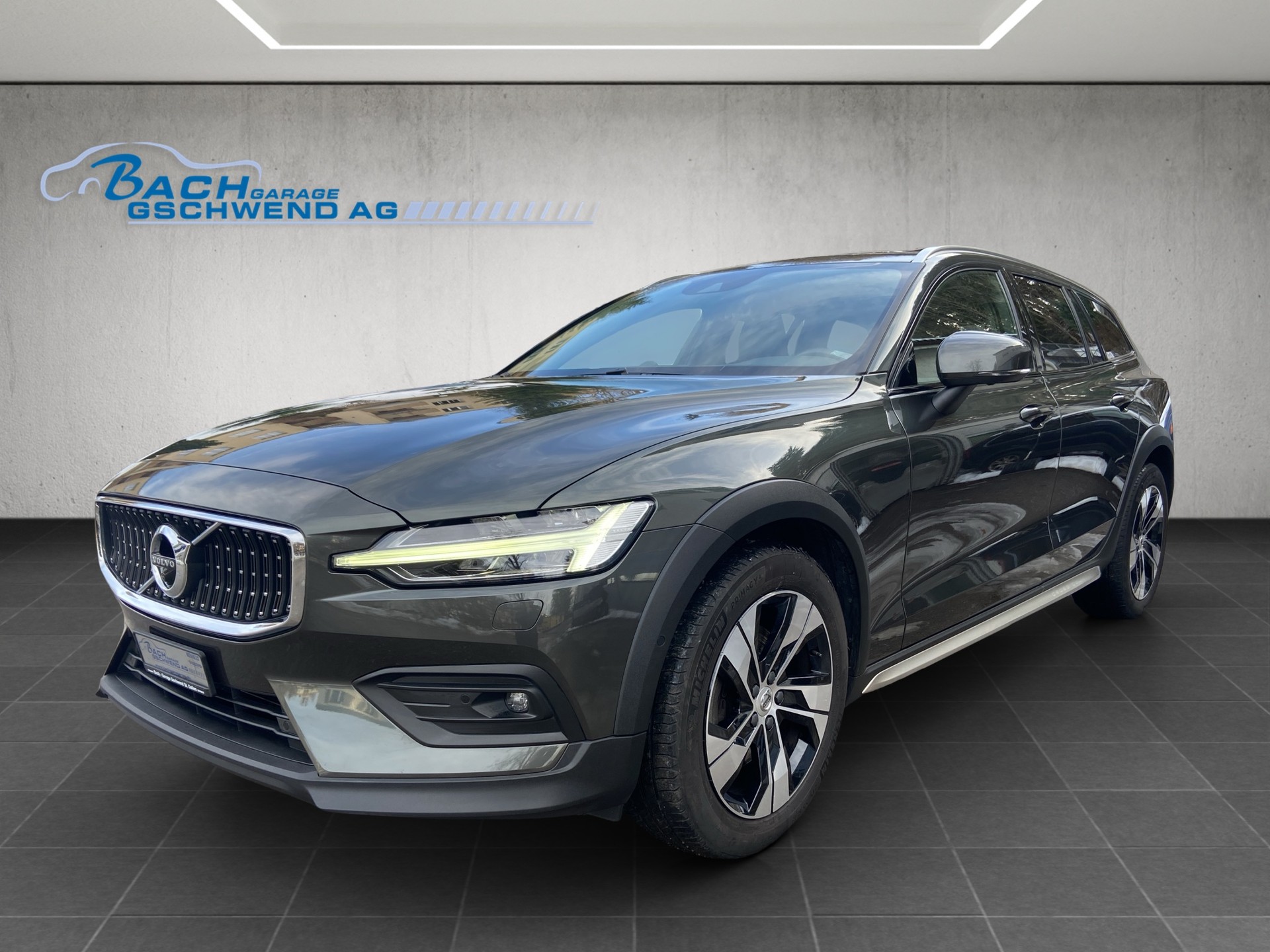 VOLVO V60 Cross Country B4 Diesel Mild Hybrid AWD Geartronic-image-0